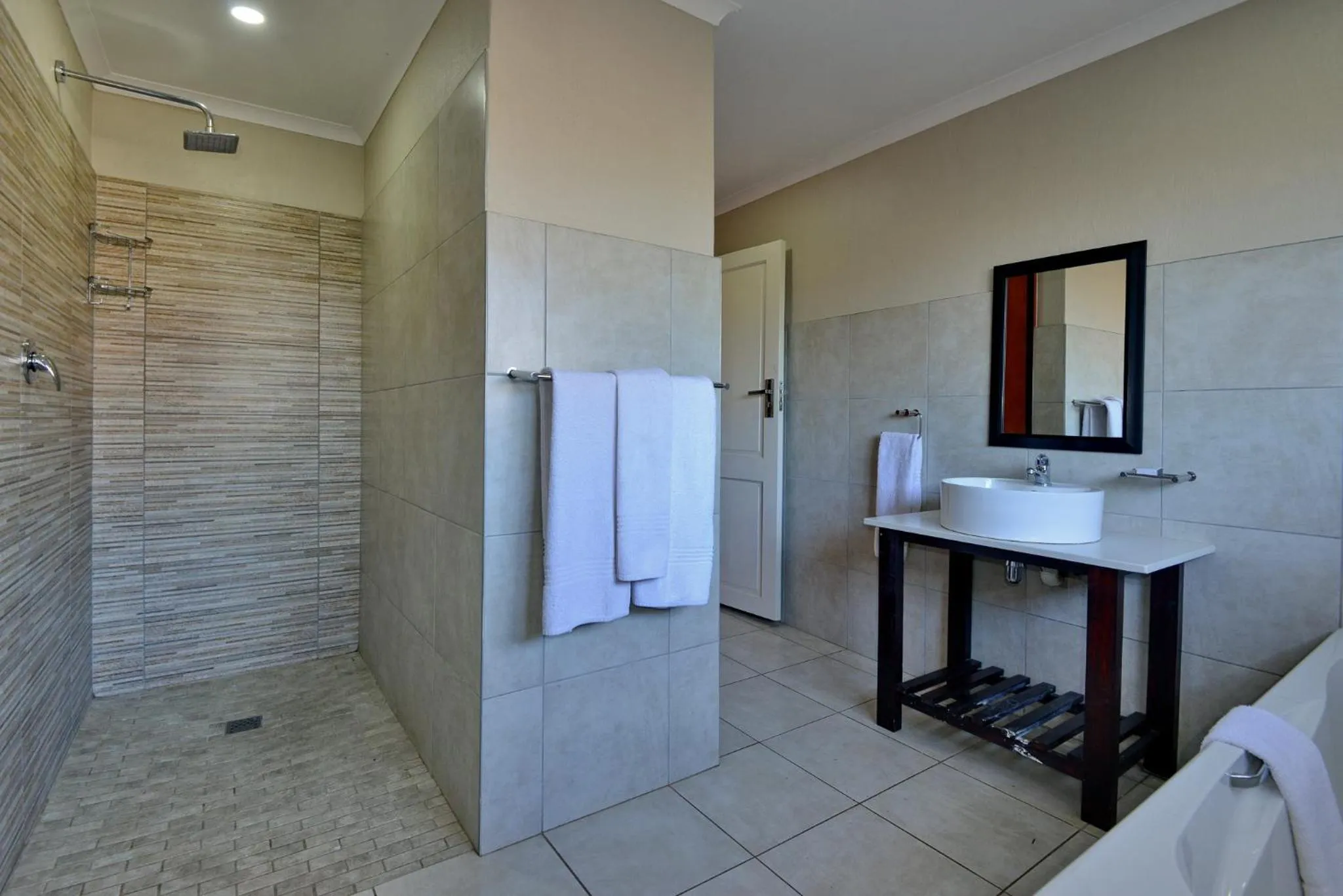 Seasons Golf, Leisure, Spa