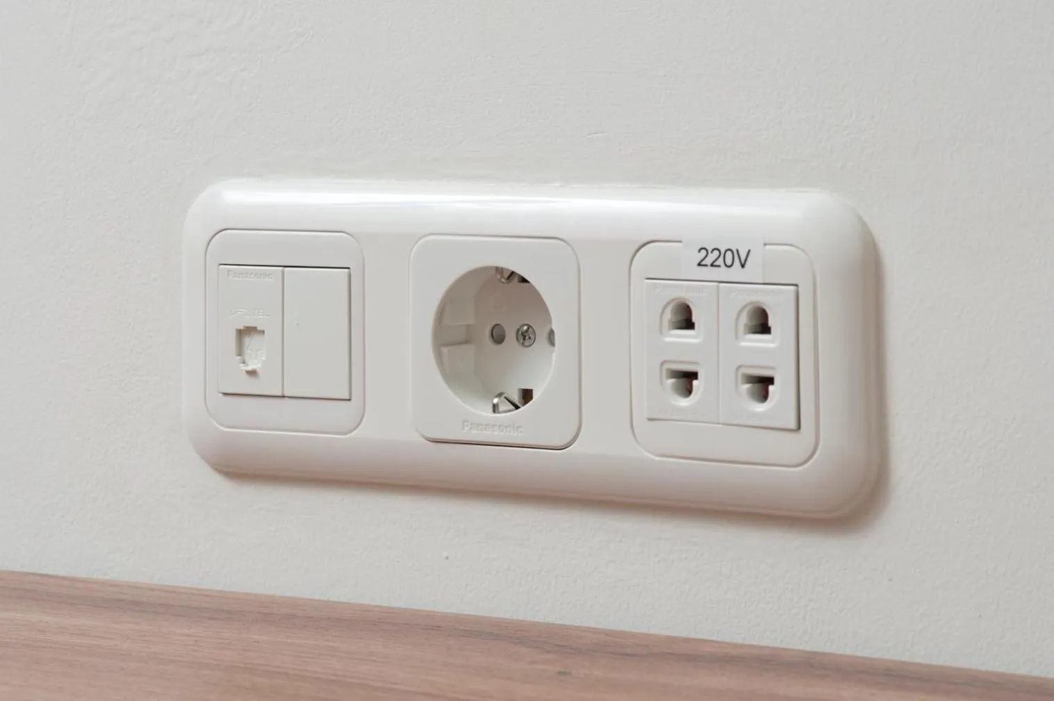 Photo of the whole room in Sancrest Residence Deltamas