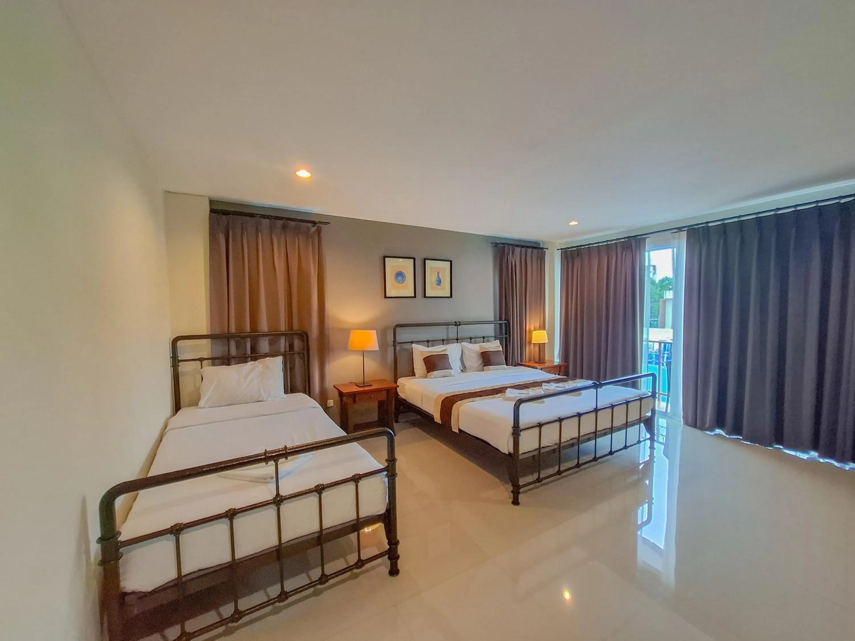 Bedroom, Bed in The Hideaway Resort Pattaya