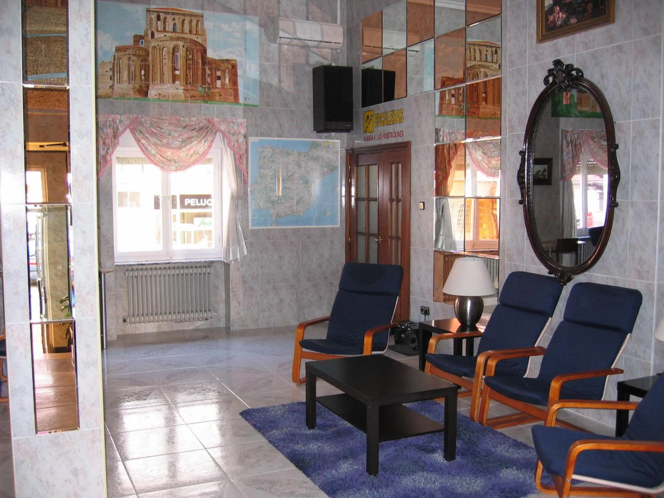 Lobby or reception in Hotel Fray Juán Gil