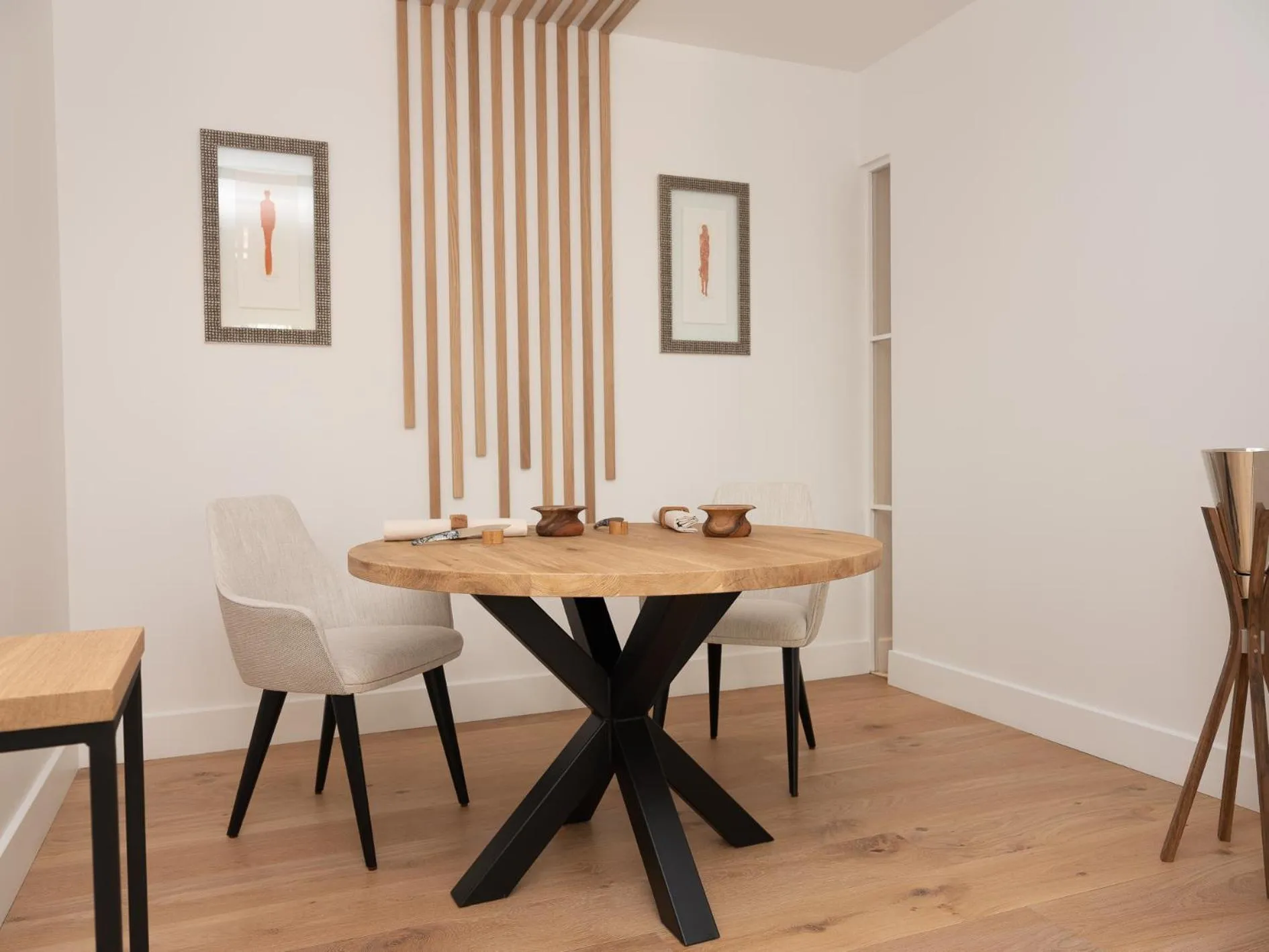 Restaurant/places to eat in Le Château De Beaulieu