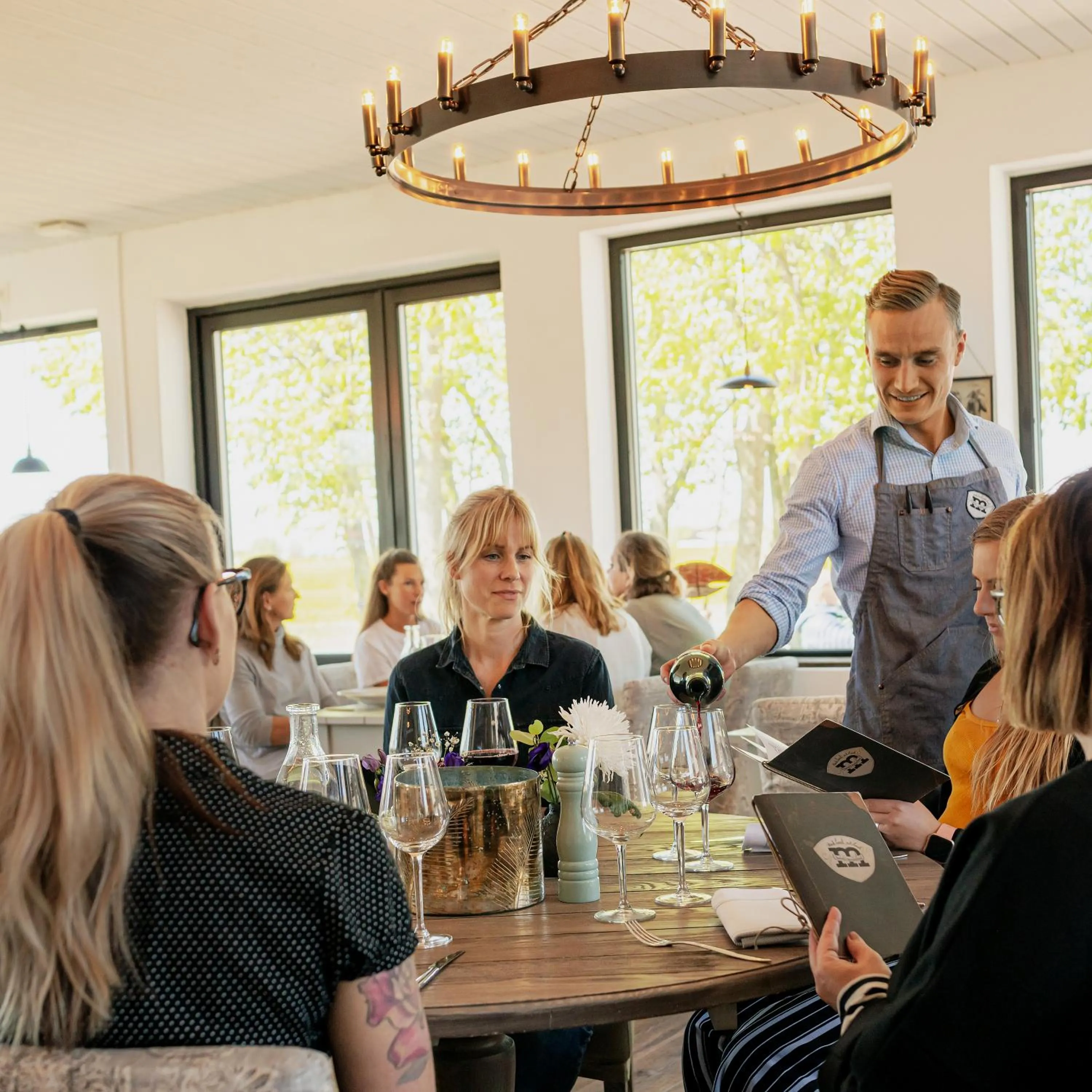 Restaurant/places to eat in Hotell Mossbylund