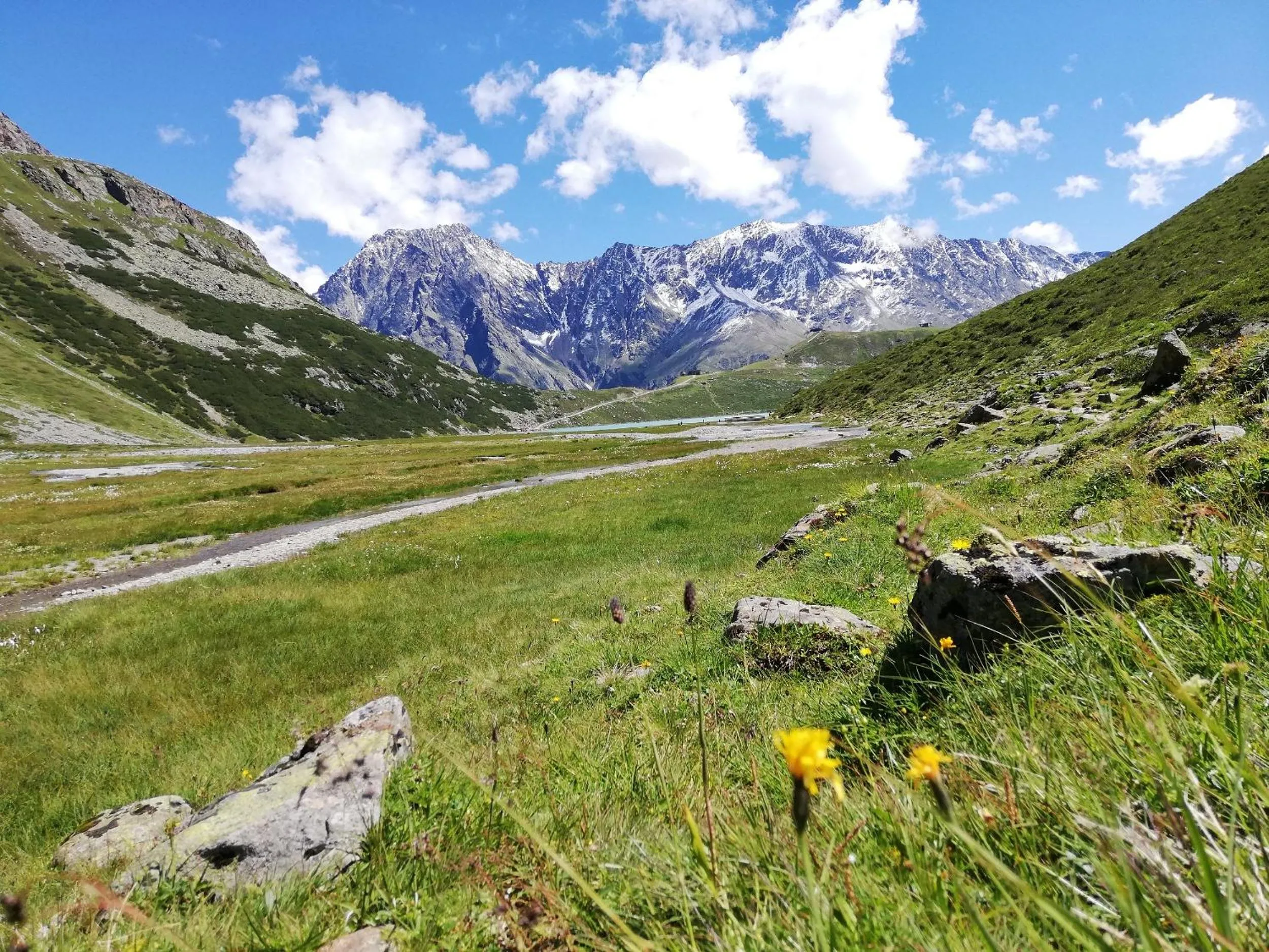 Hiking in Hotel Mittagskogel Pitztal
