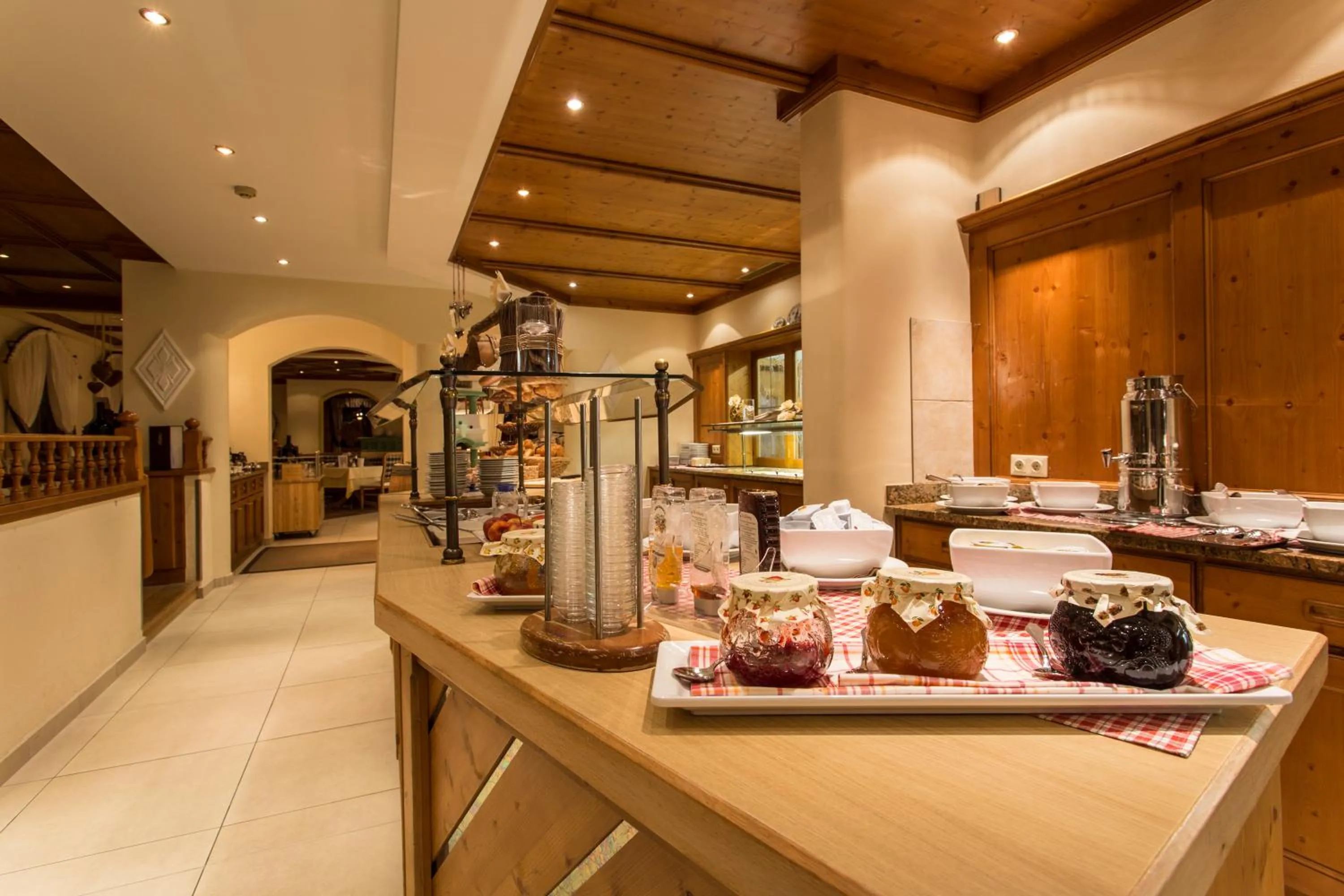 Food and drinks in Hotel Mittagskogel Pitztal