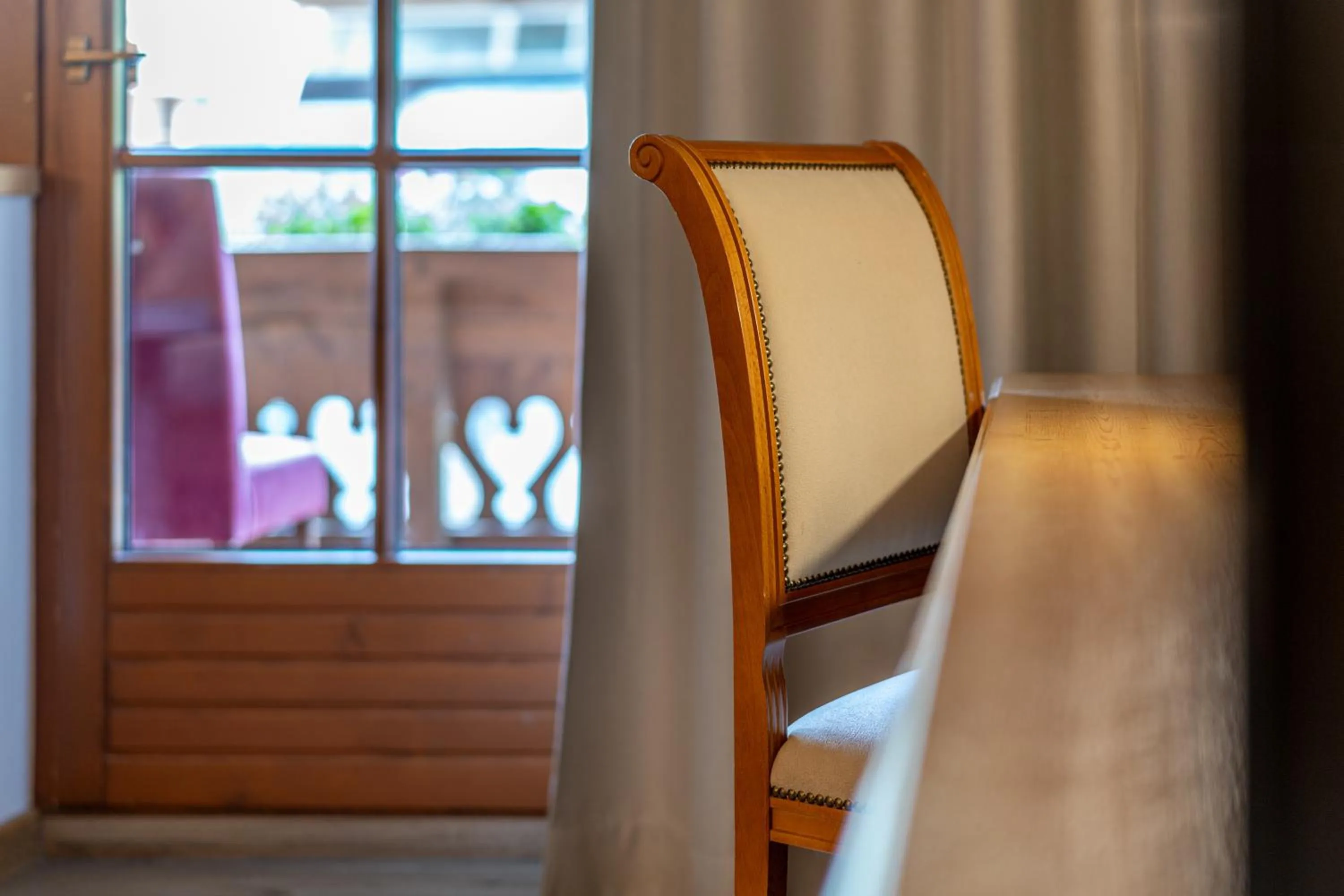Seating area in Hotel Mittagskogel Pitztal