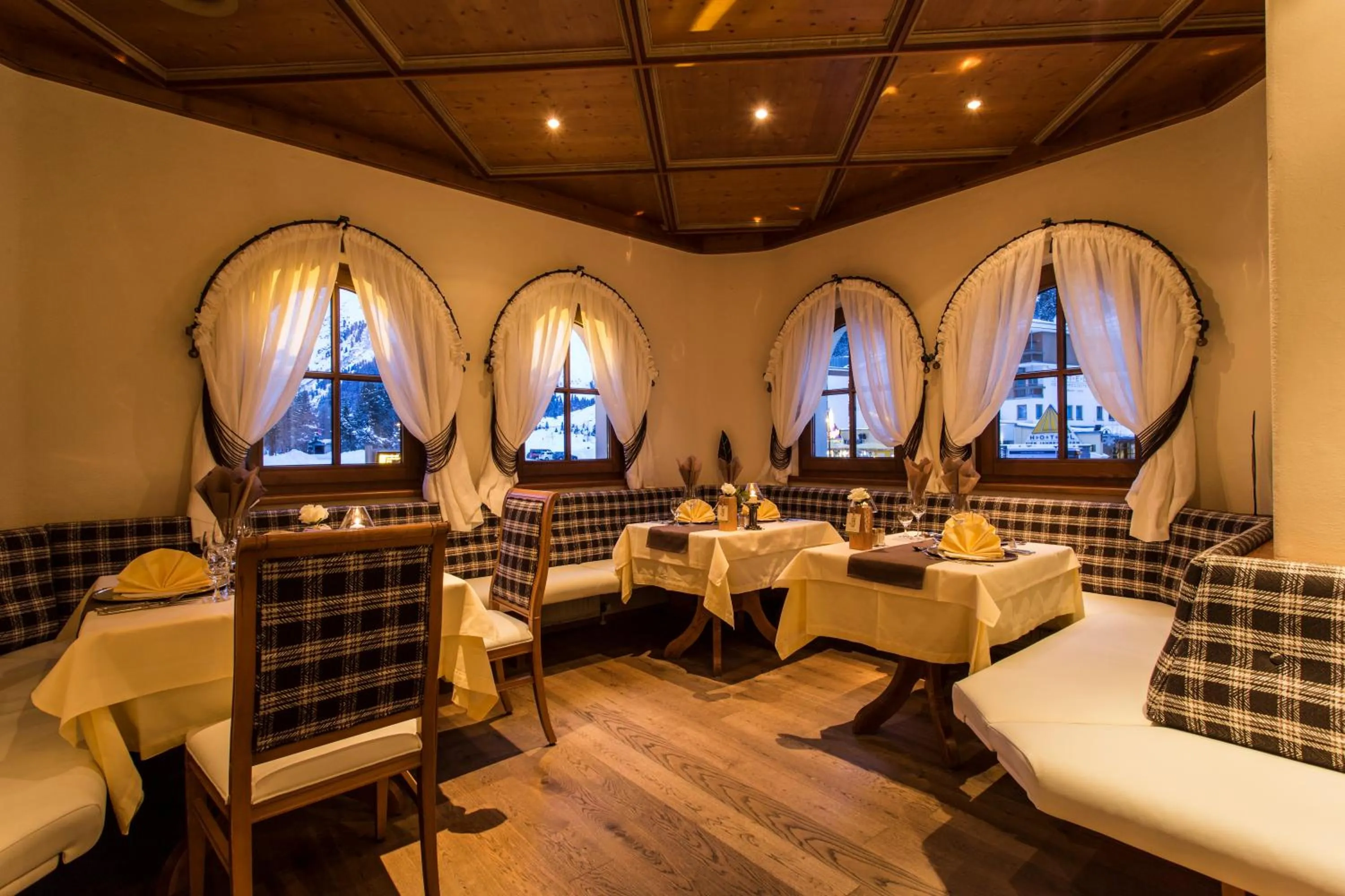 Restaurant/places to eat in Hotel Mittagskogel Pitztal