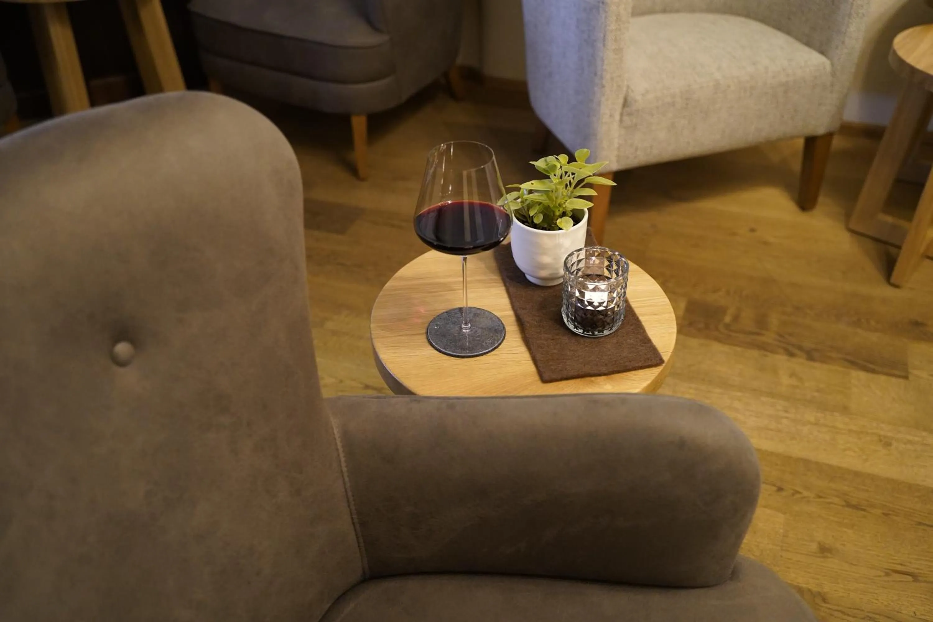 Lounge or bar in Hotel Mittagskogel Pitztal