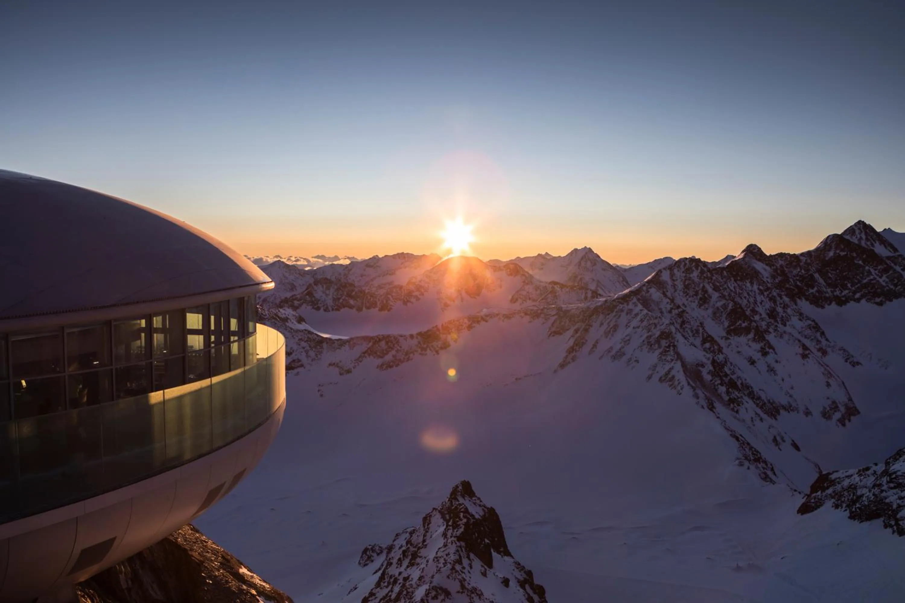 Skiing in Hotel Mittagskogel Pitztal