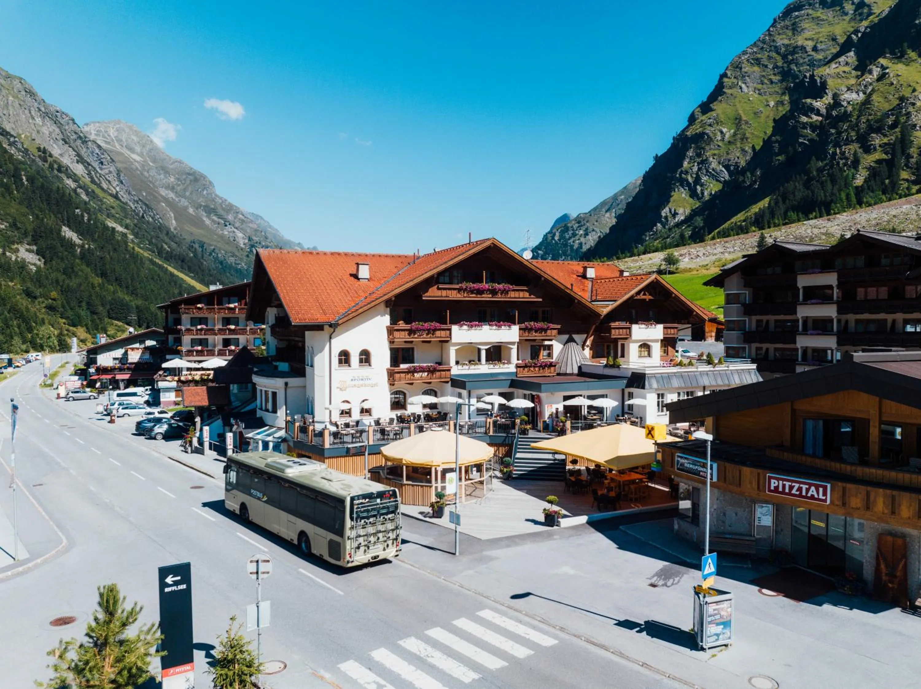 Property building in Hotel Mittagskogel Pitztal