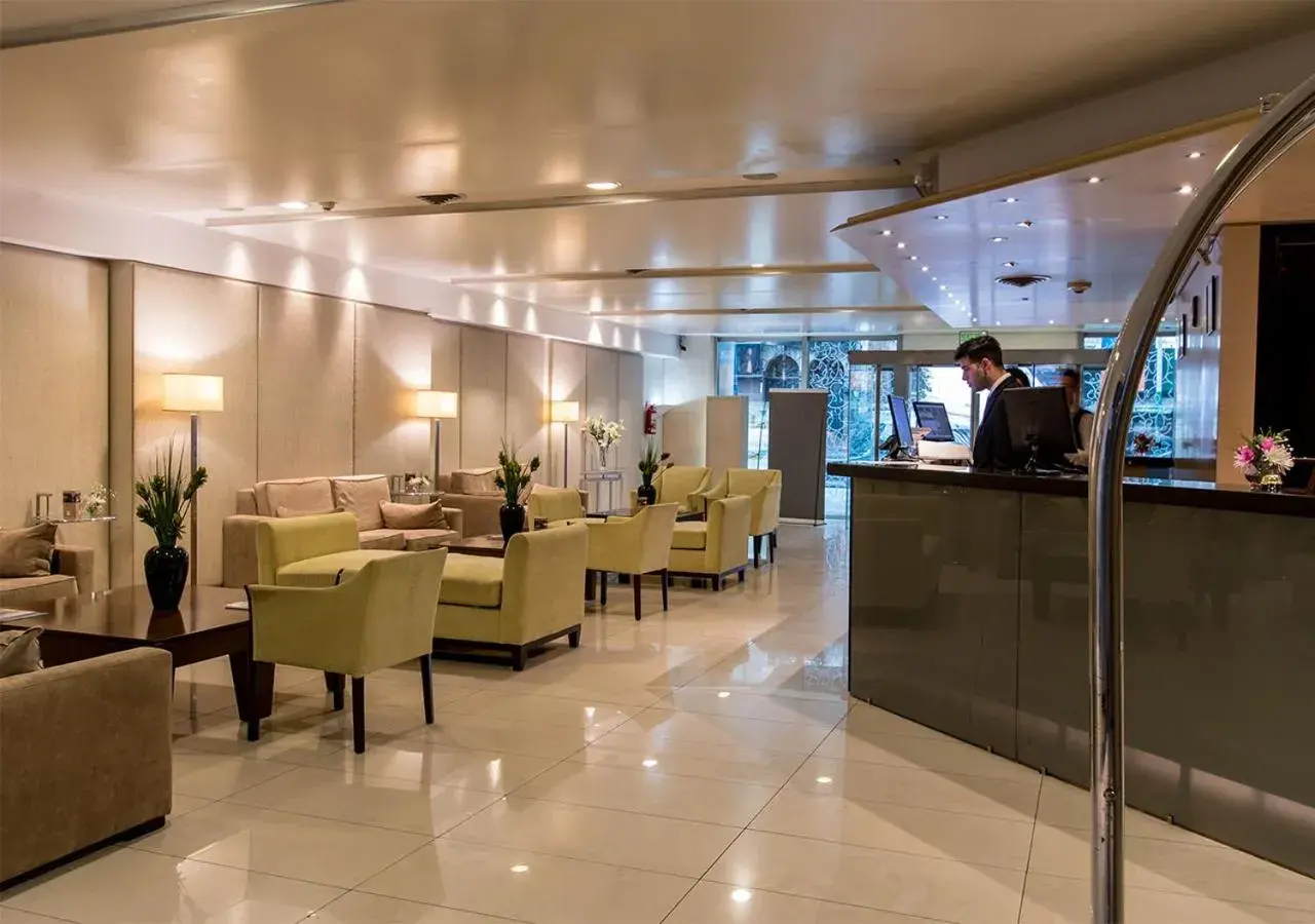 Lobby or reception in Hotel Solans Presidente Lobby or reception in Hotel Solans Presidente