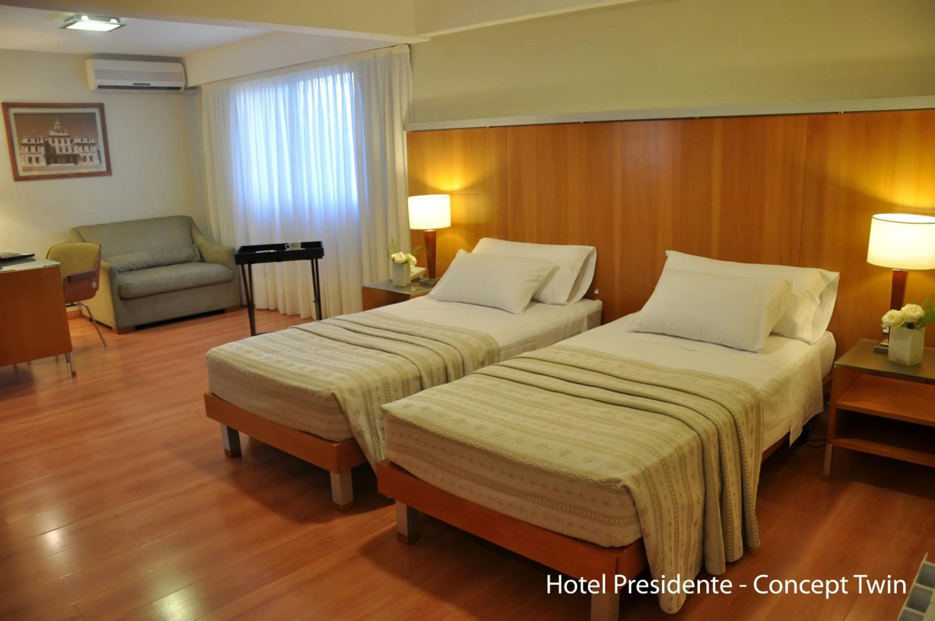 Bedroom, Bed in Hotel Solans Presidente