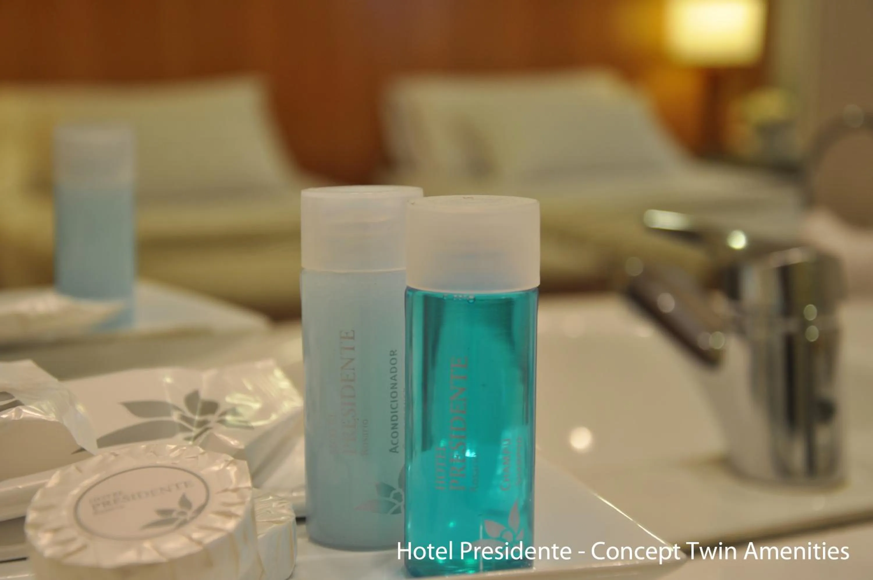 Toilet in Hotel Solans Presidente