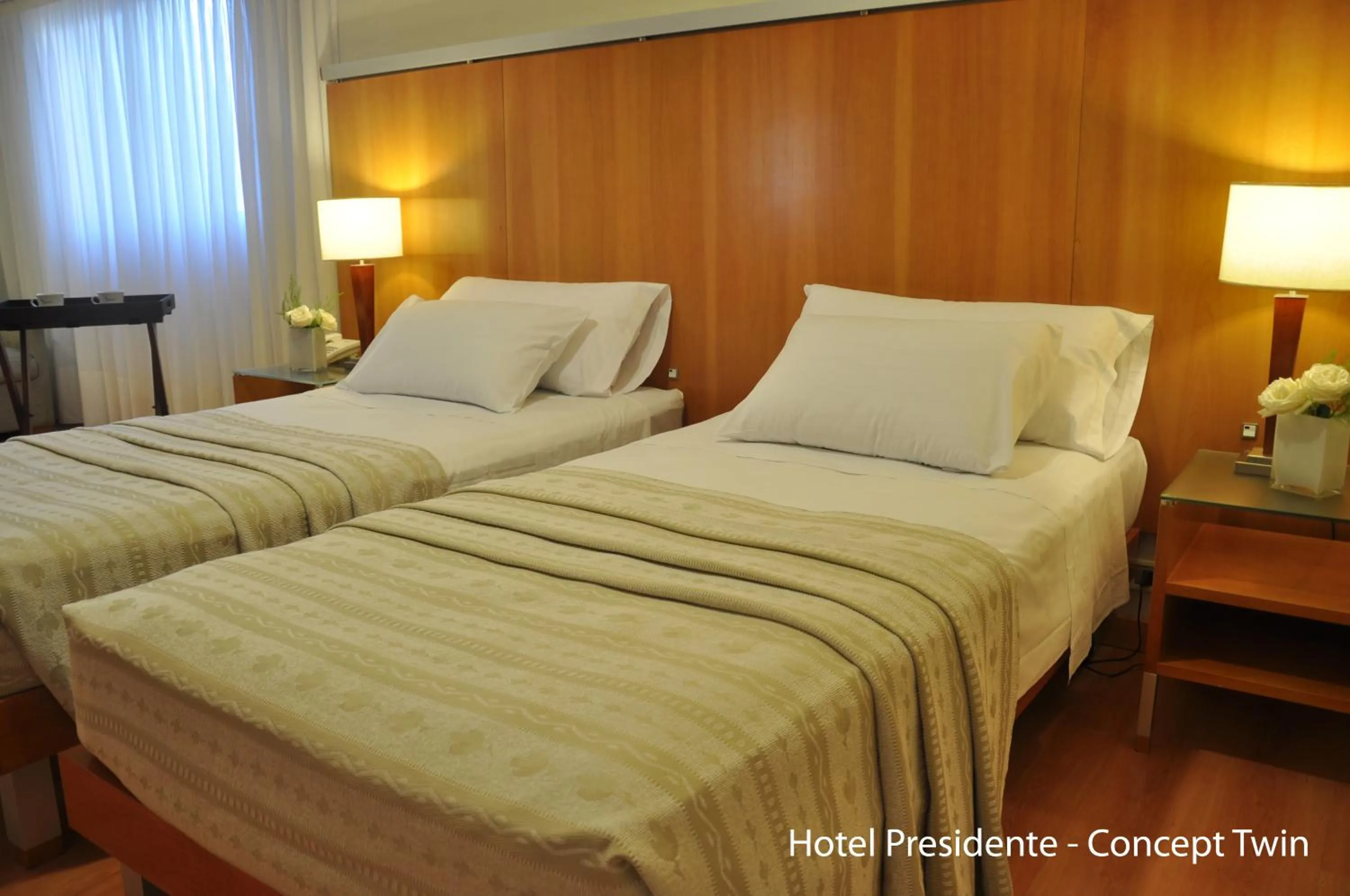 Bedroom, Bed in Hotel Solans Presidente