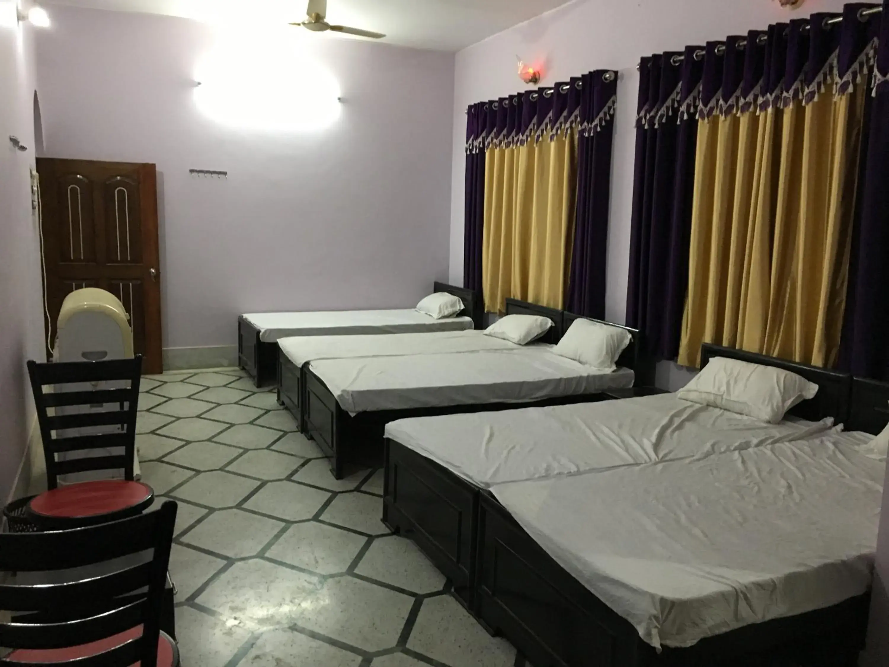 Family Room with Private Bathroom in Srishti Shelter Family Room with Private Bathroom in Srishti Shelter