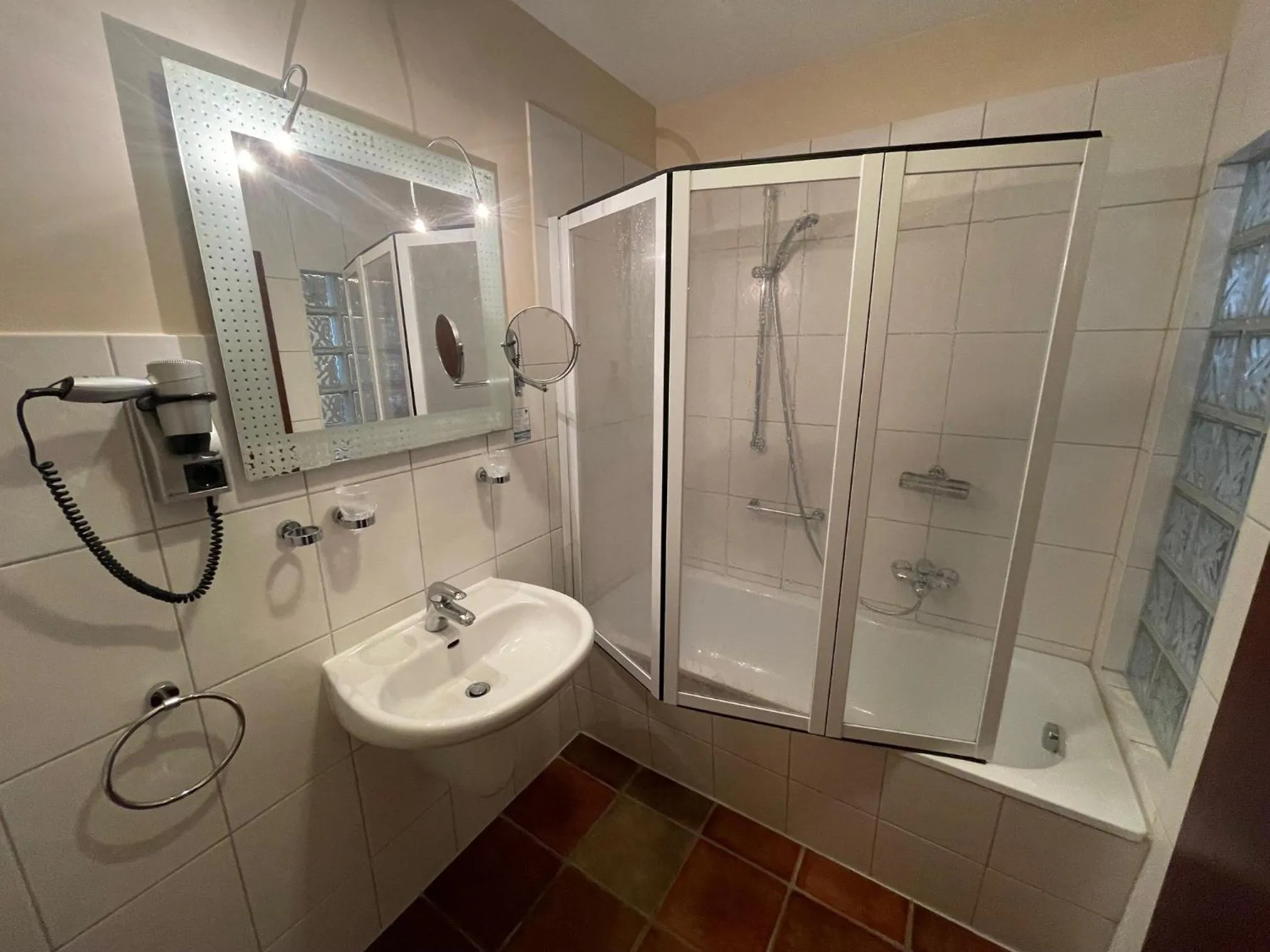 Bathroom in Gästehaus Windflüchter