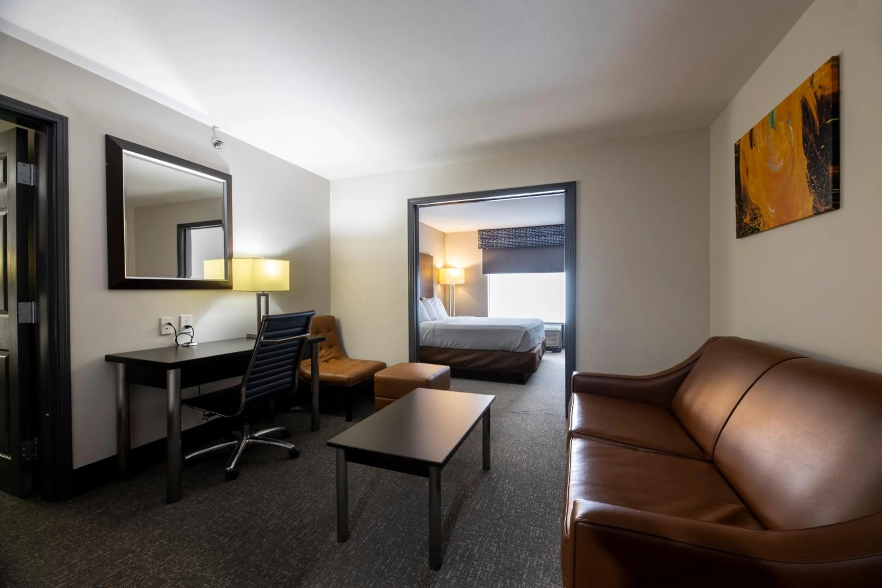 Living room in Wingate by Wyndham Atlanta Galleria/ Ballpark