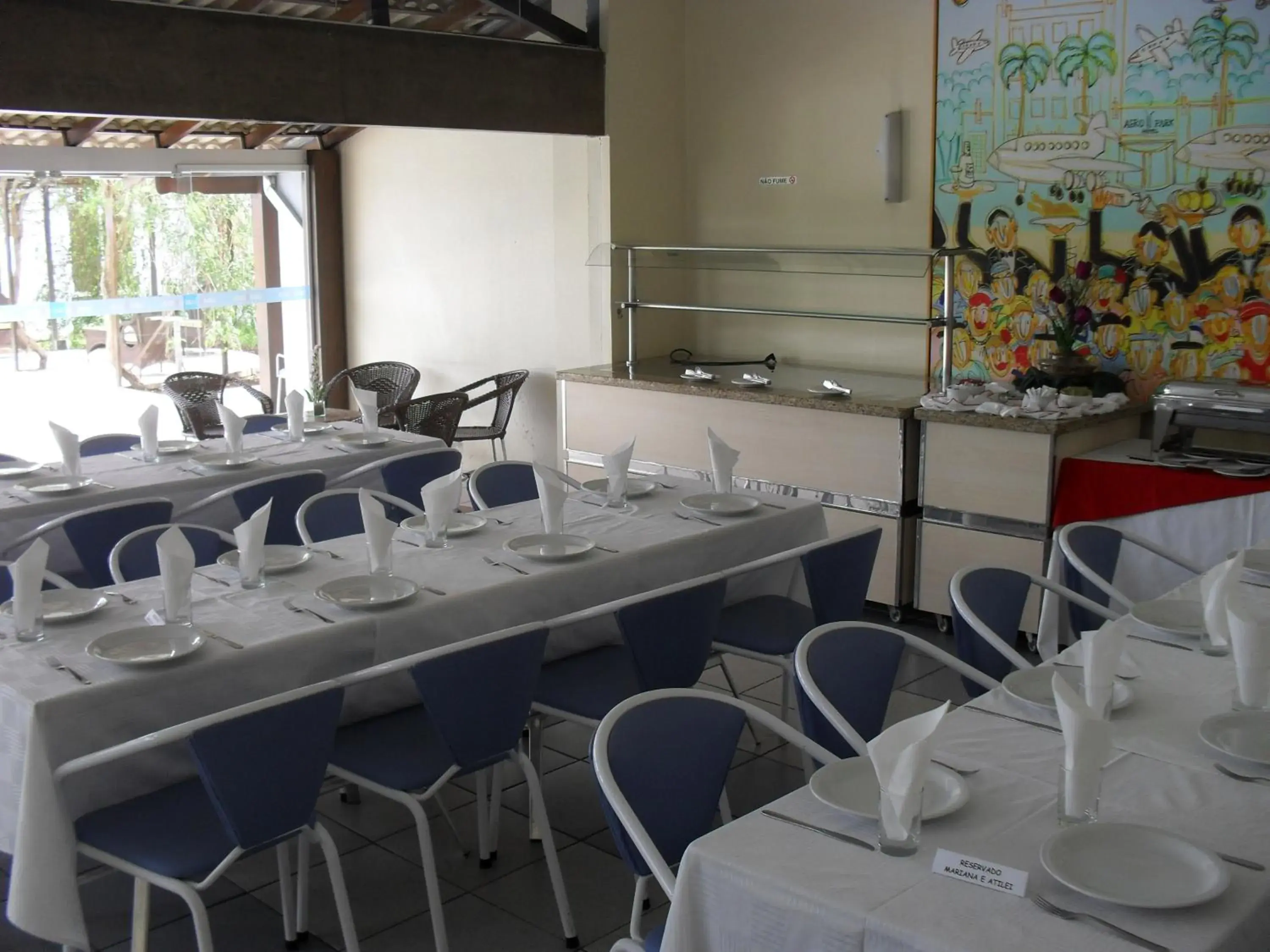 Restaurant/places to eat in Hotel Aero Park e Estacionamento Restaurant/places to eat in Hotel Aero Park e Estacionamento