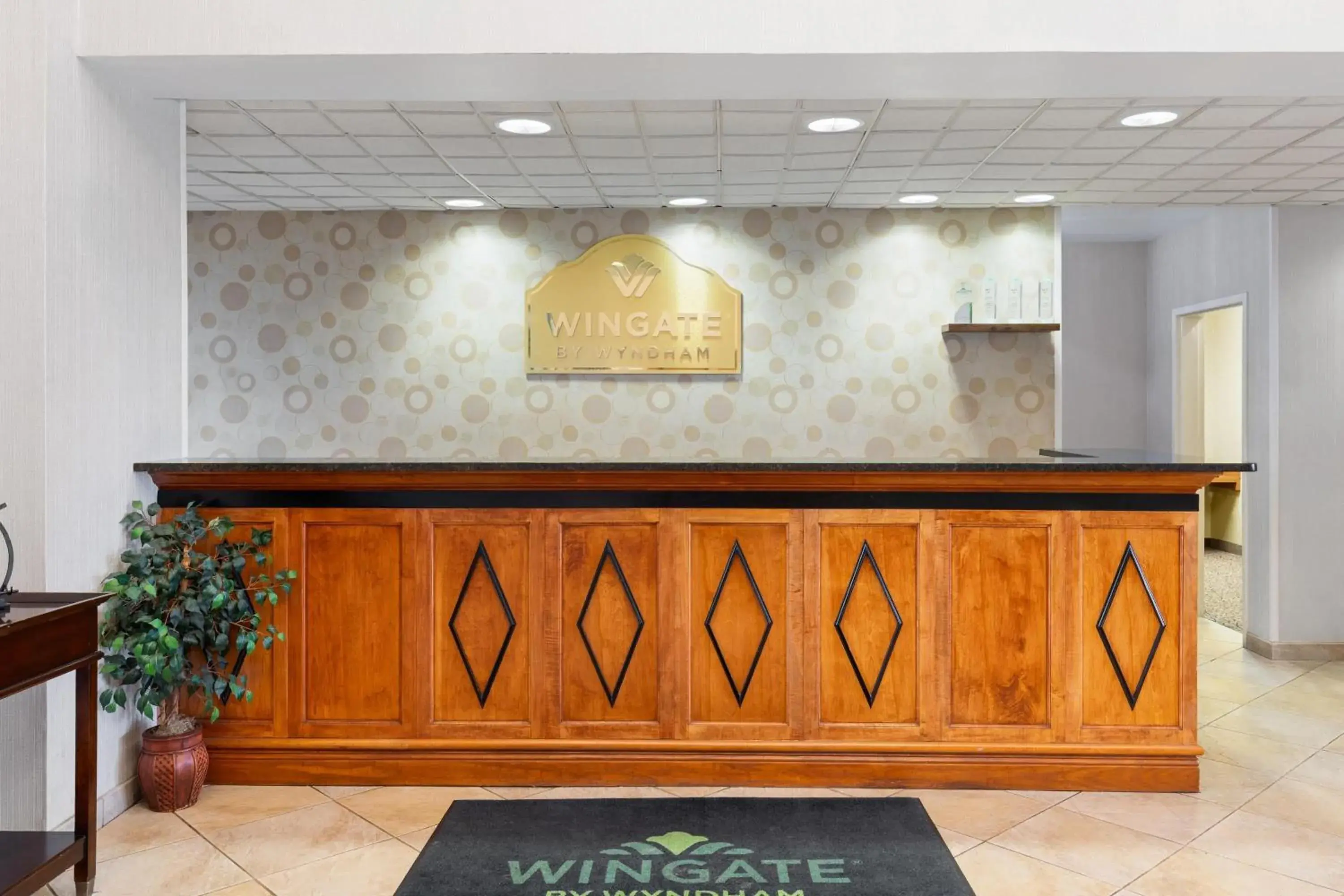 Lobby or reception in Wingate by Wyndham Destin Lobby or reception in Wingate by Wyndham Destin