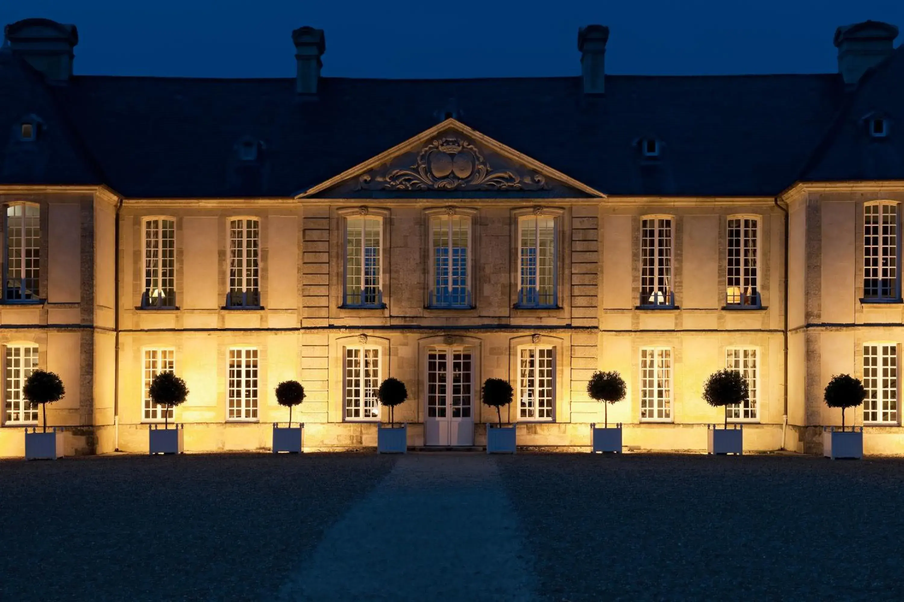Facade/entrance in Chateau d'Audrieu Facade/entrance in Chateau d'Audrieu