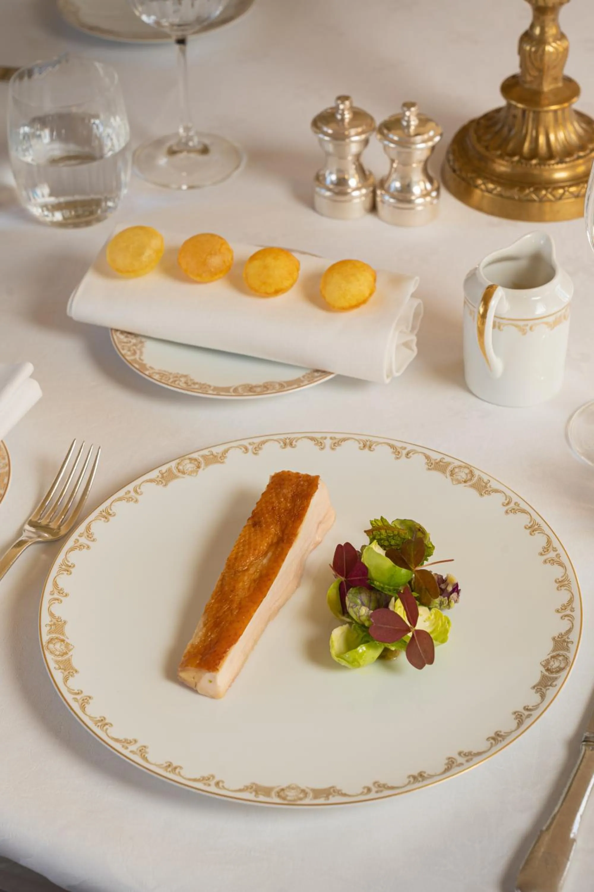 Restaurant/places to eat in Chateau d'Audrieu