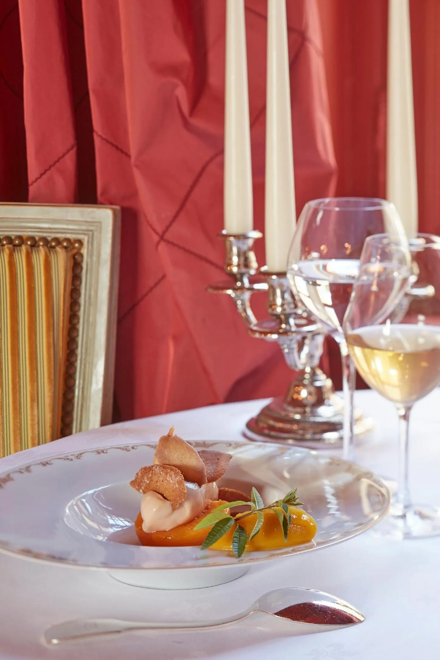 Food and drinks in Chateau d'Audrieu