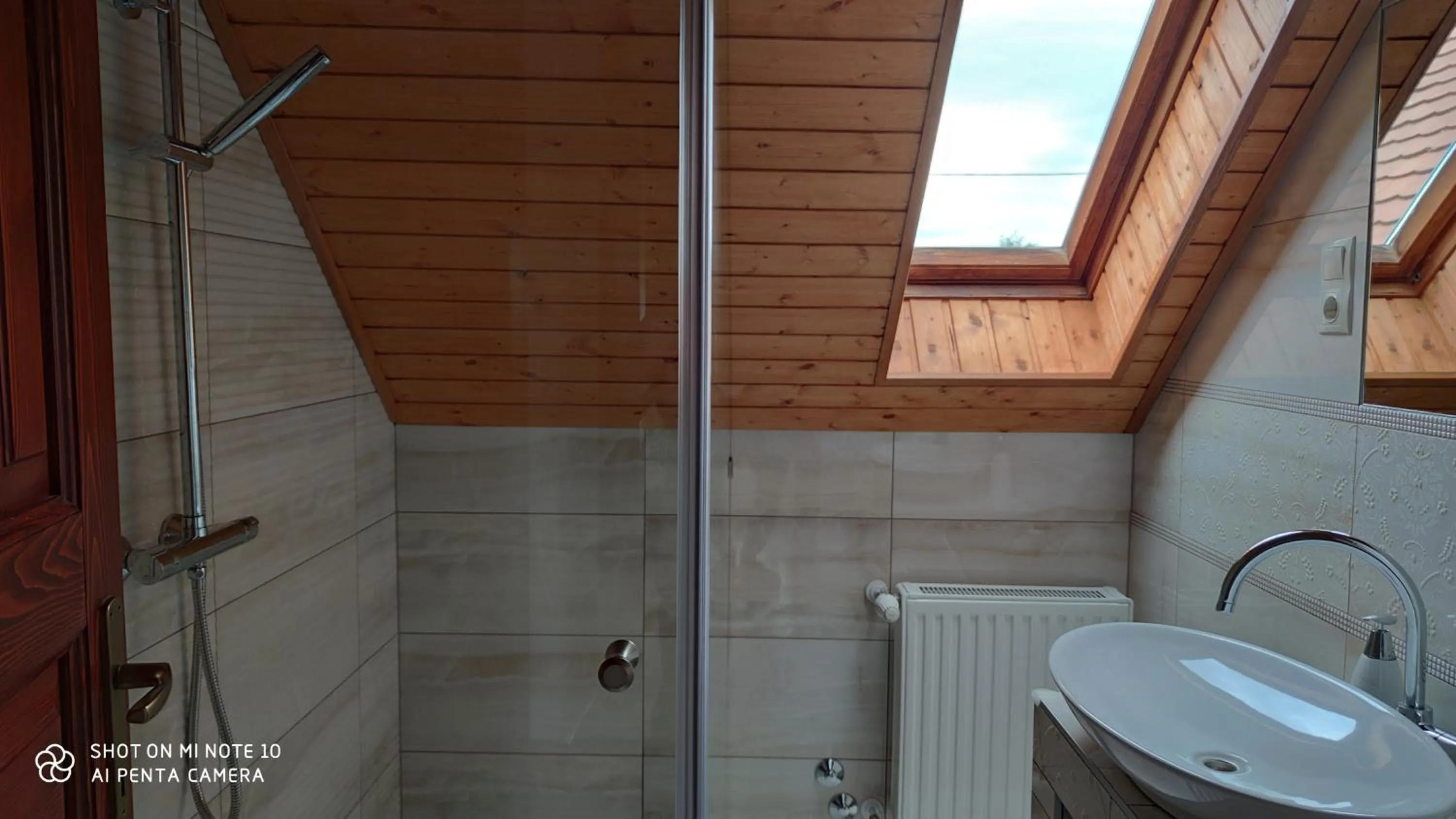 Shower in Frutta Villa