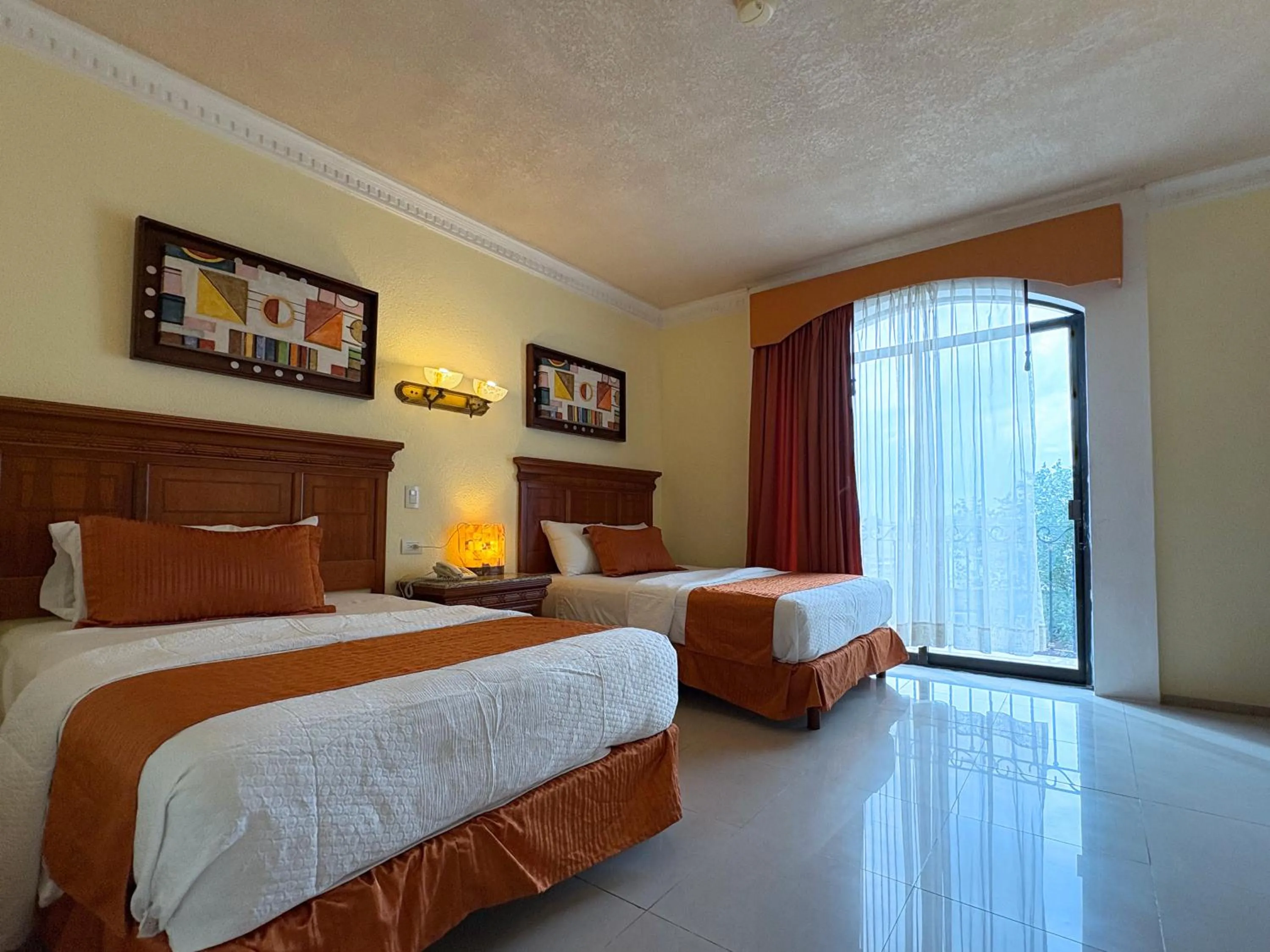 Photo of the whole room, Bed in Gran Real Yucatan