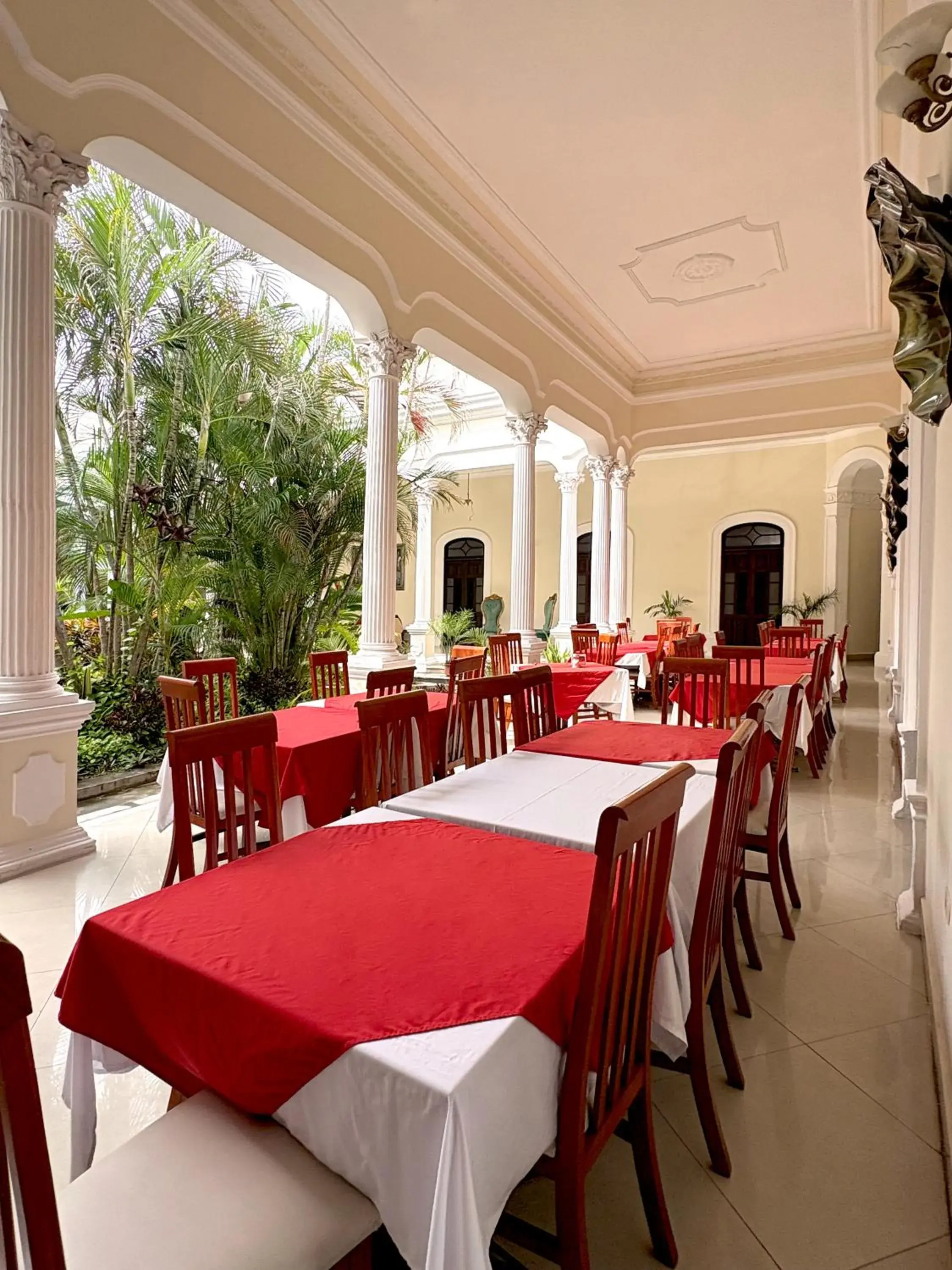 Restaurant/places to eat in Gran Real Yucatan Restaurant/places to eat in Gran Real Yucatan