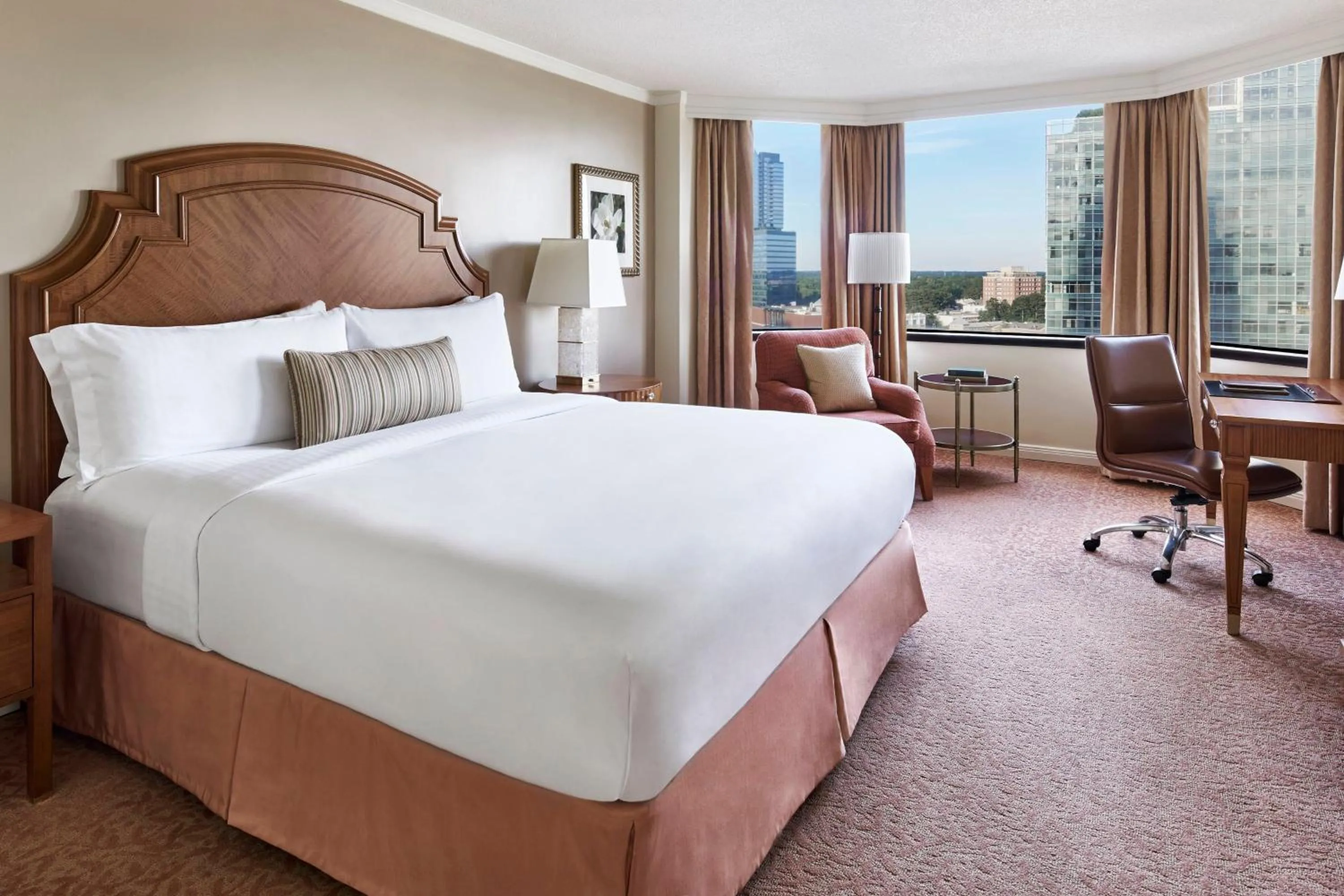 Photo of the whole room, Bed in The Whitley, a Luxury Collection Hotel, Atlanta Buckhead