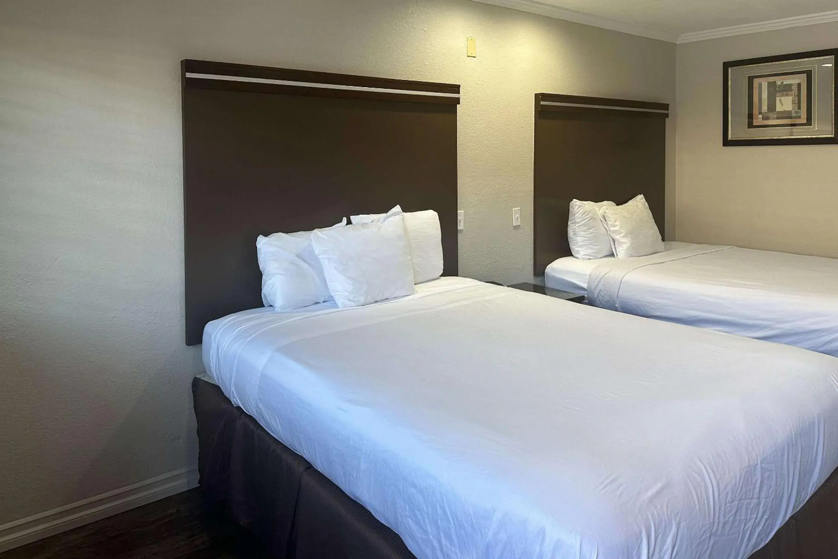 Bedroom, Bed in Rodeway Inn National City San Diego South Bedroom, Bed in Rodeway Inn National City San Diego South