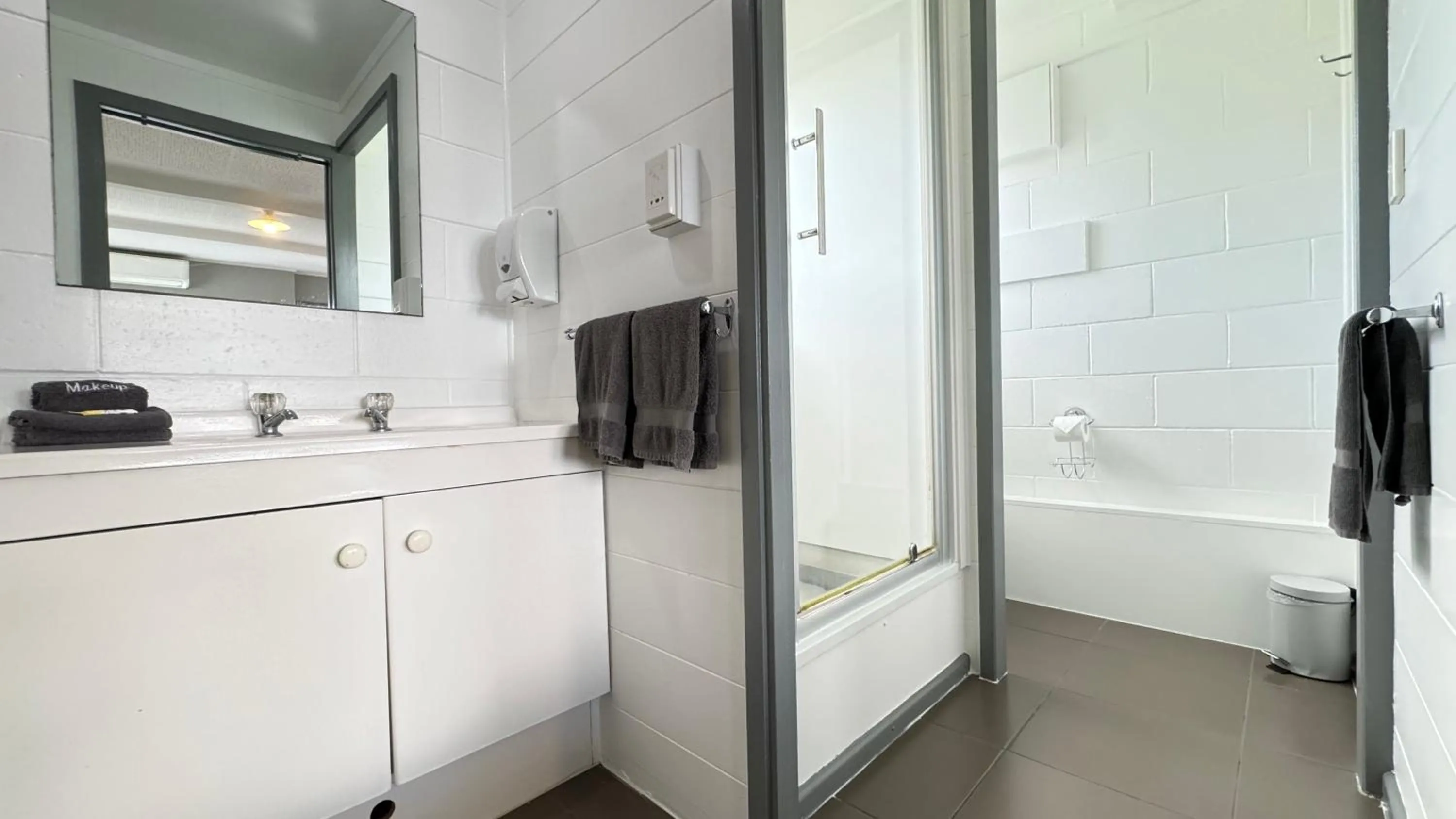 Shower in Central Court Motel