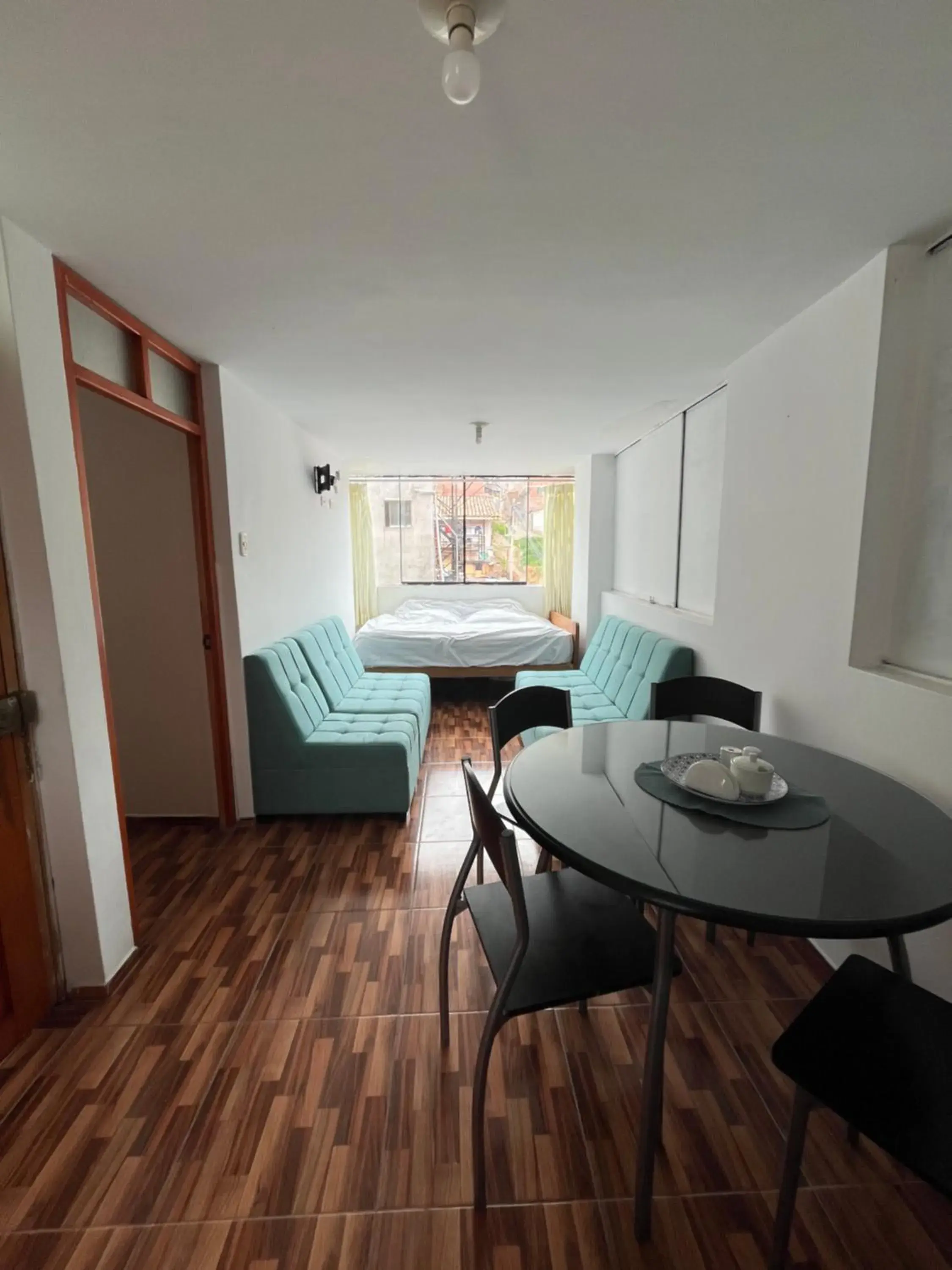 Deluxe One-Bedroom Apartment - single occupancy in Namaste House Deluxe One-Bedroom Apartment - single occupancy in Namaste House