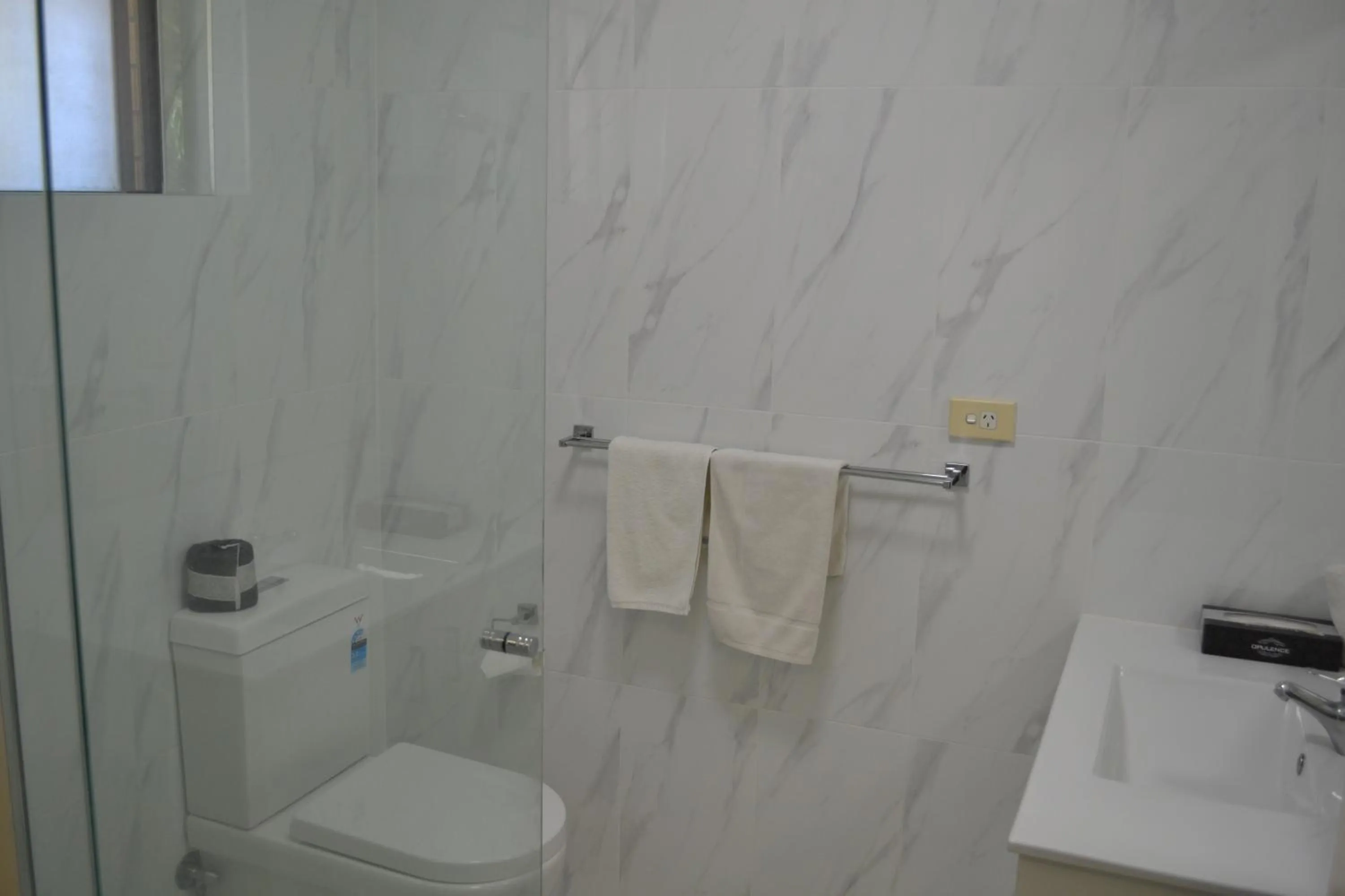 Bathroom in Calico Court Motel