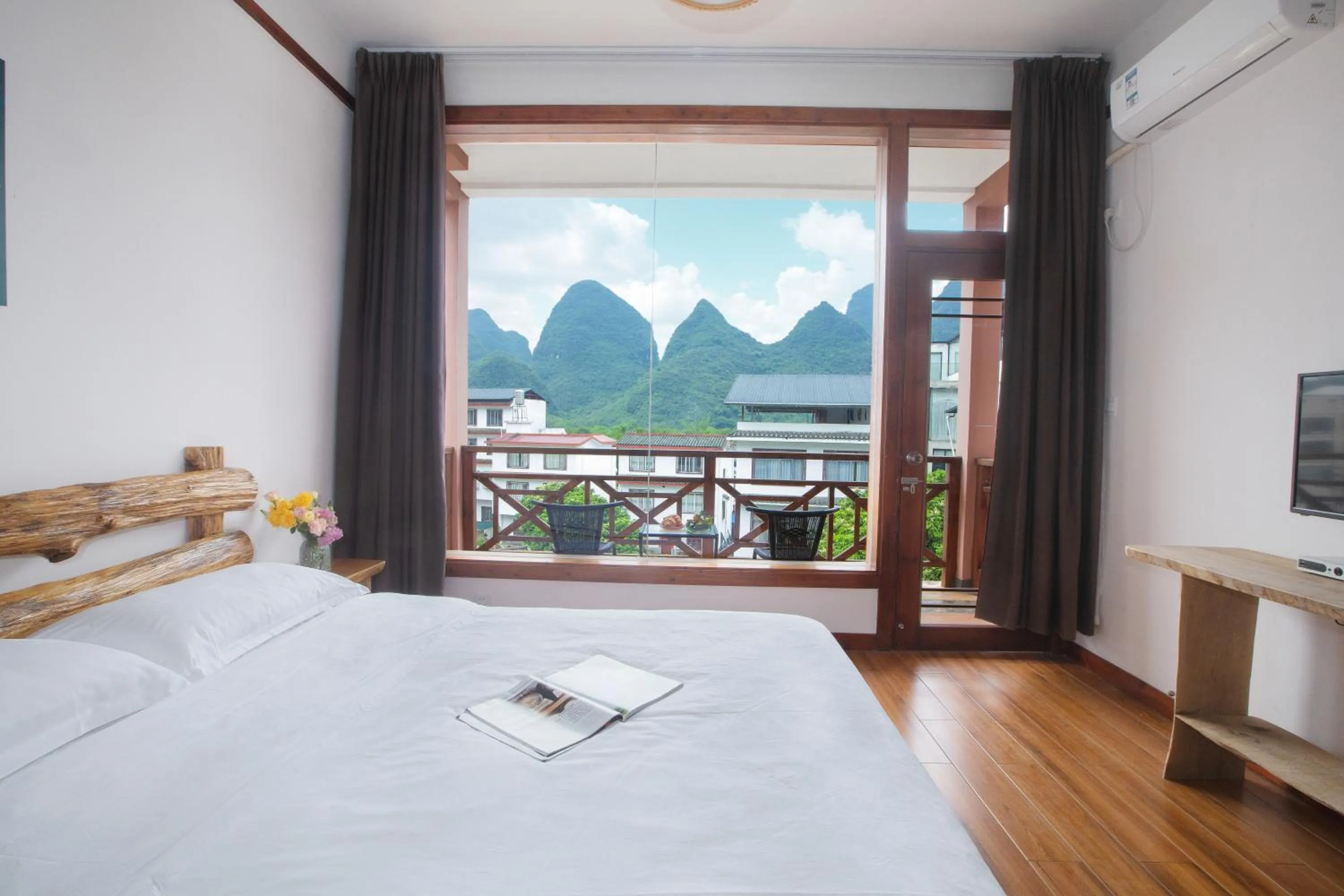 Yangshuo Xiao Long River Hotel
