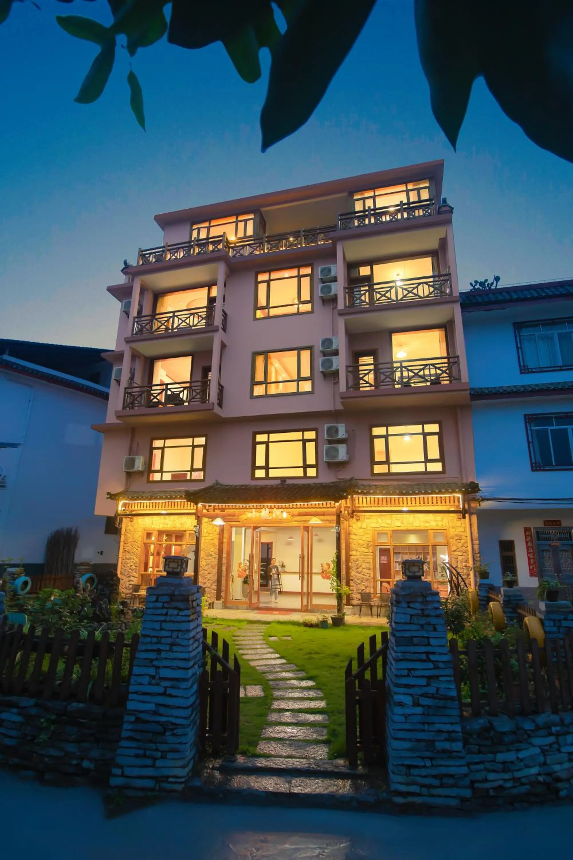 Property building in Yangshuo Xiao Long River Hotel