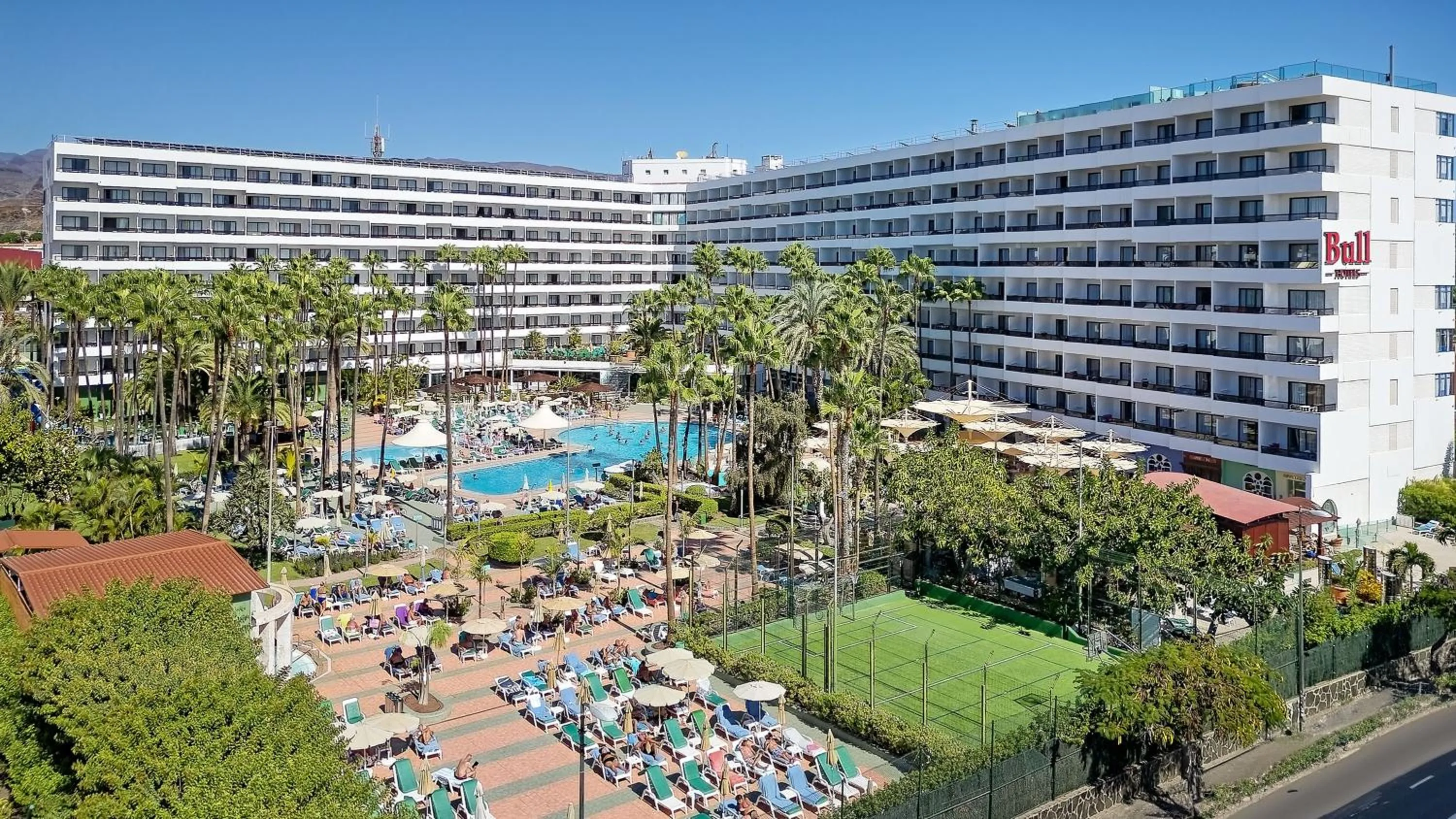 Property building in Bull Eugenia Victoria & SPA