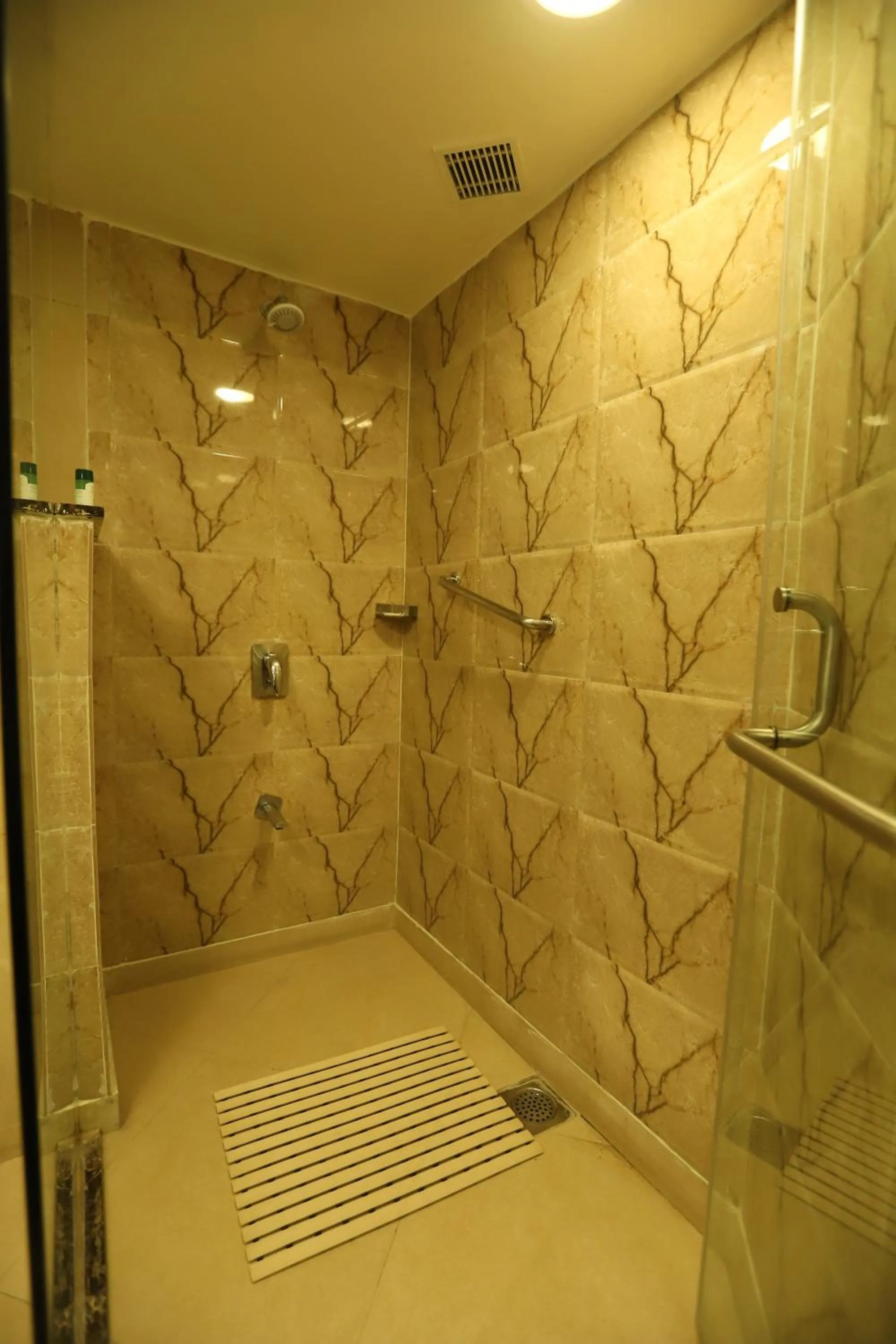 Bathroom in Fortune Inn Haveli, Gandhinagar - Member ITC Hotels' Group
