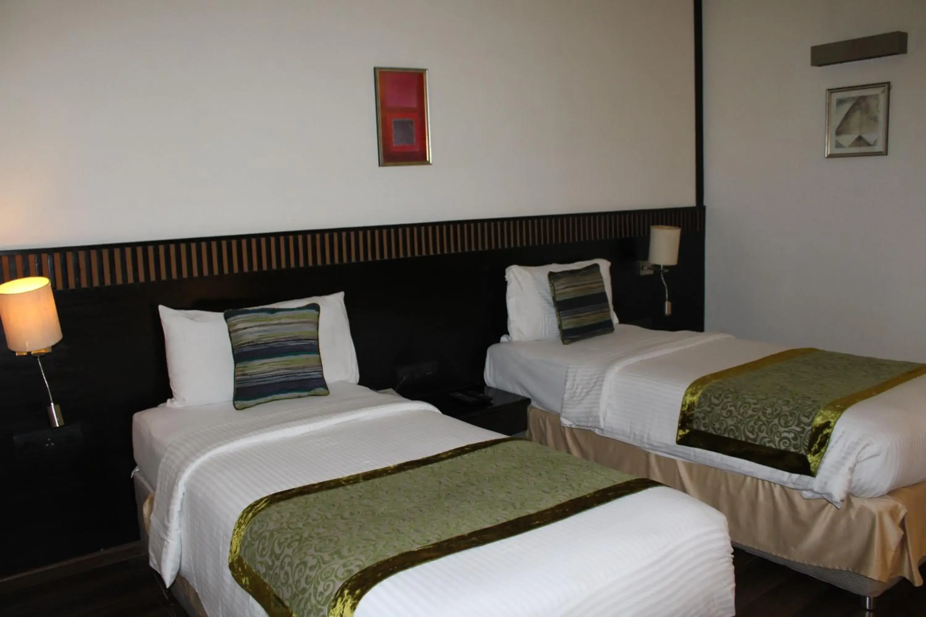 Bed in Fortune Inn Haveli, Gandhinagar - Member ITC Hotels' Group Bed in Fortune Inn Haveli, Gandhinagar - Member ITC Hotels' Group