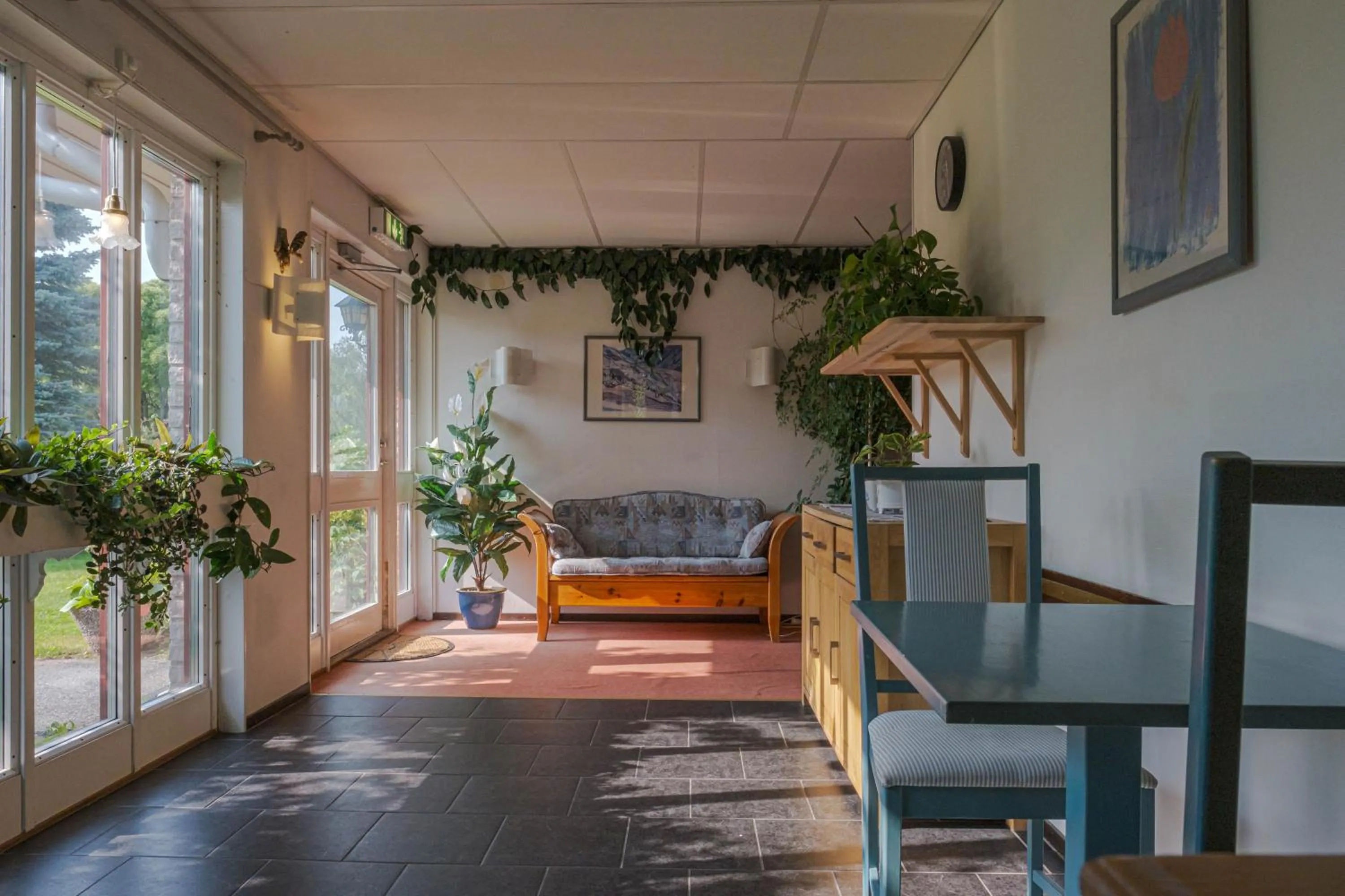 Communal lounge/ TV room in Jämtkrogen Hotell