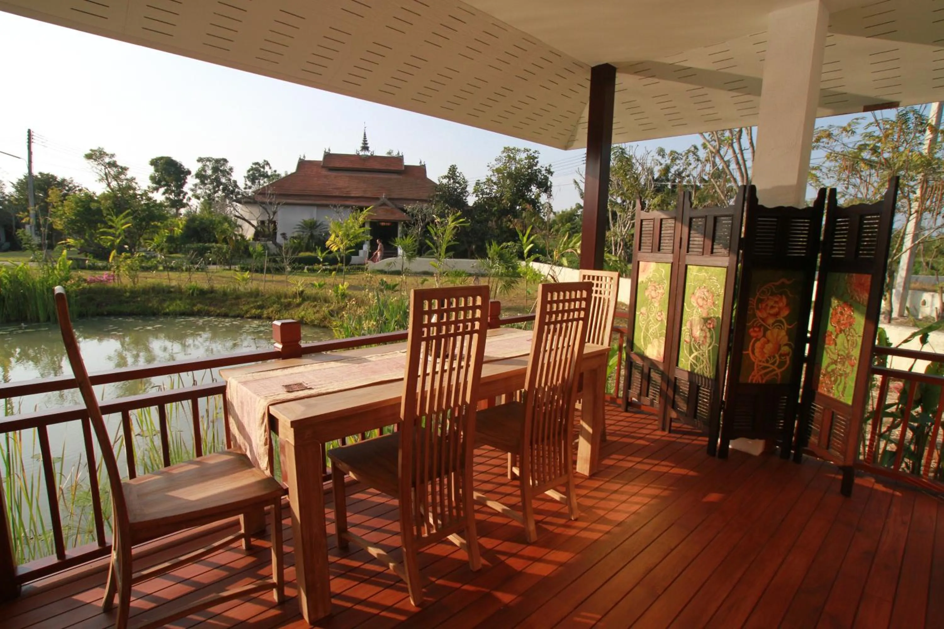 Patio in Jasmine Hills Lodge