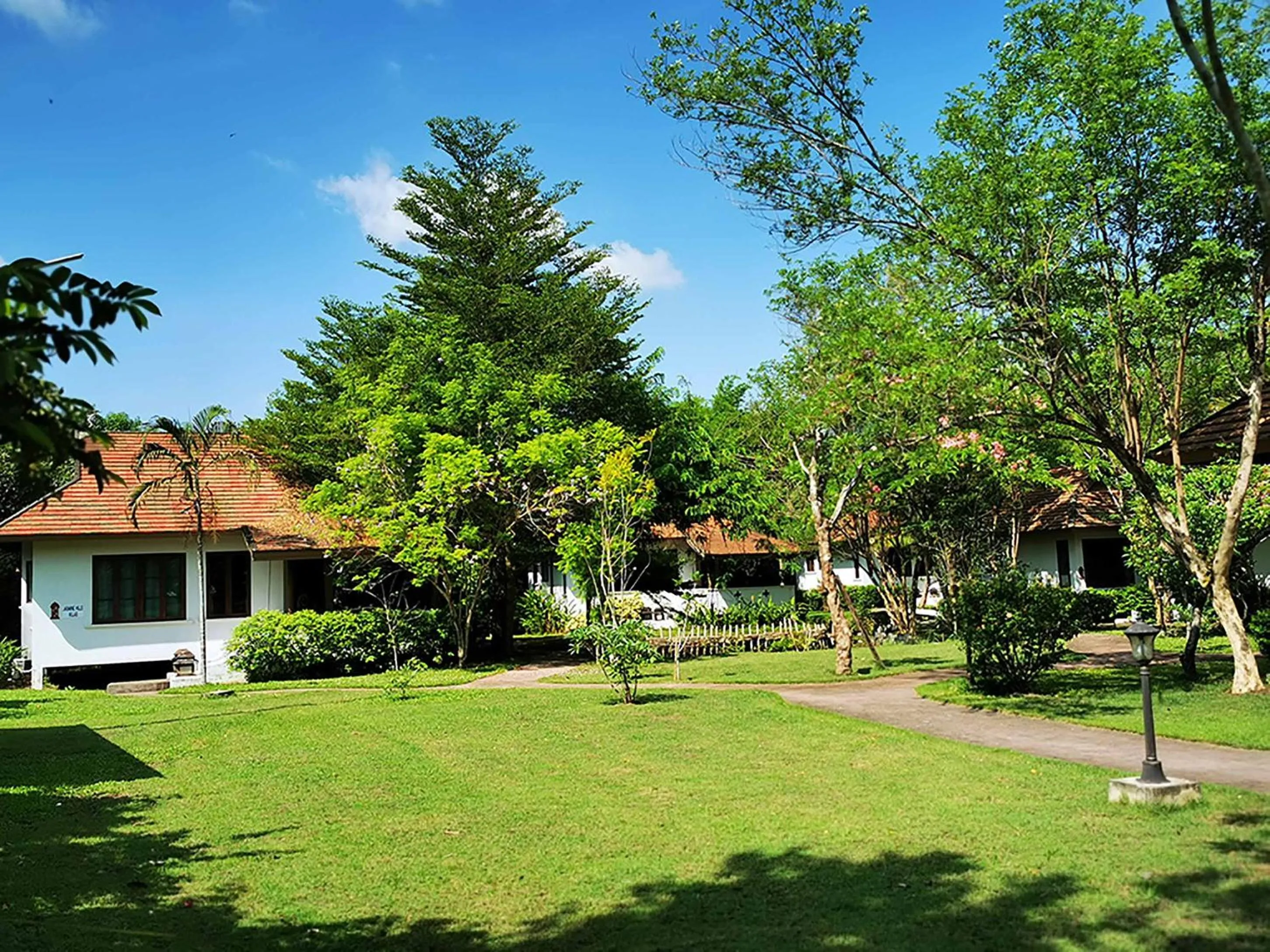 Property building in Jasmine Hills Lodge
