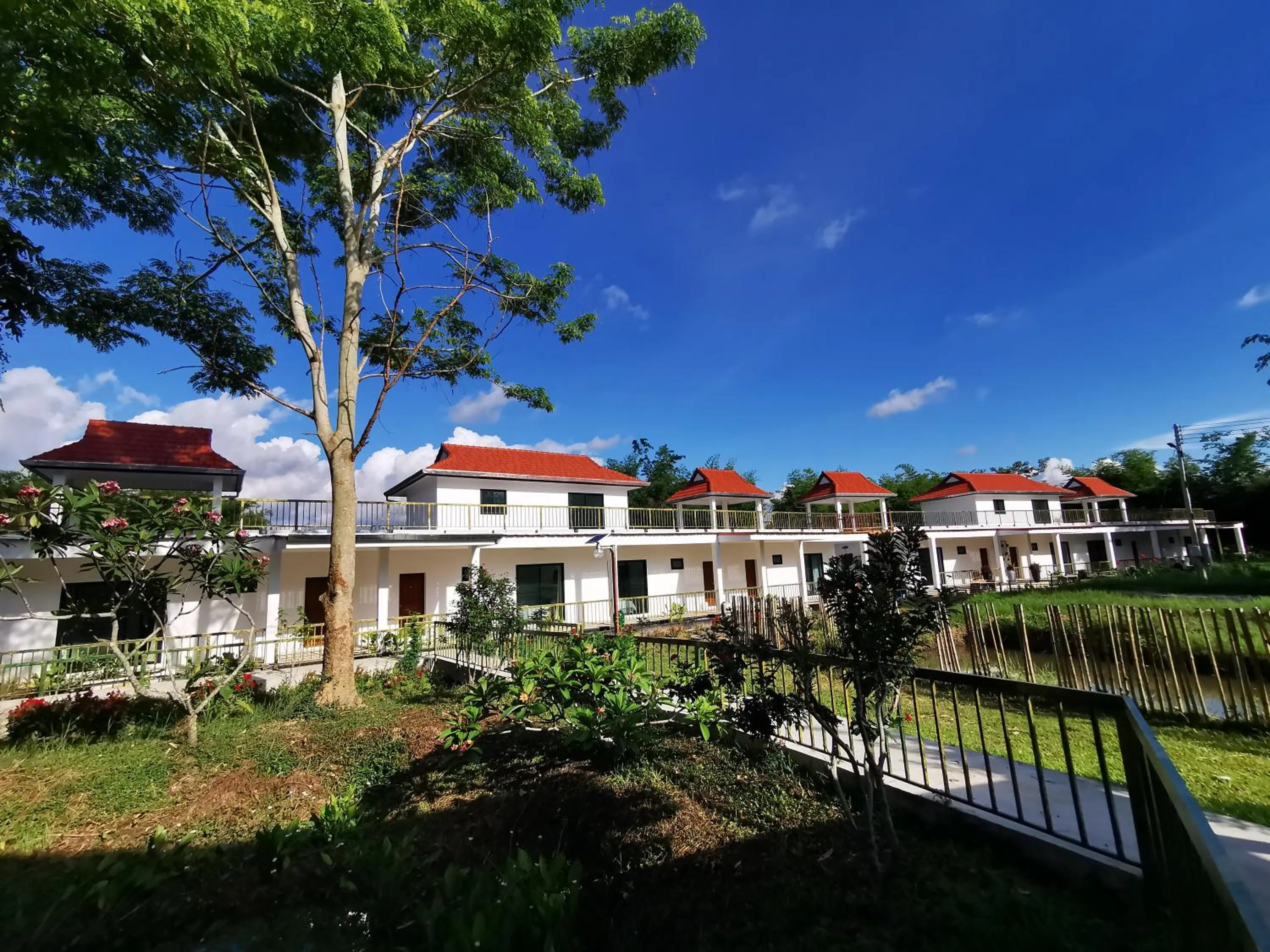 Property building in Jasmine Hills Lodge