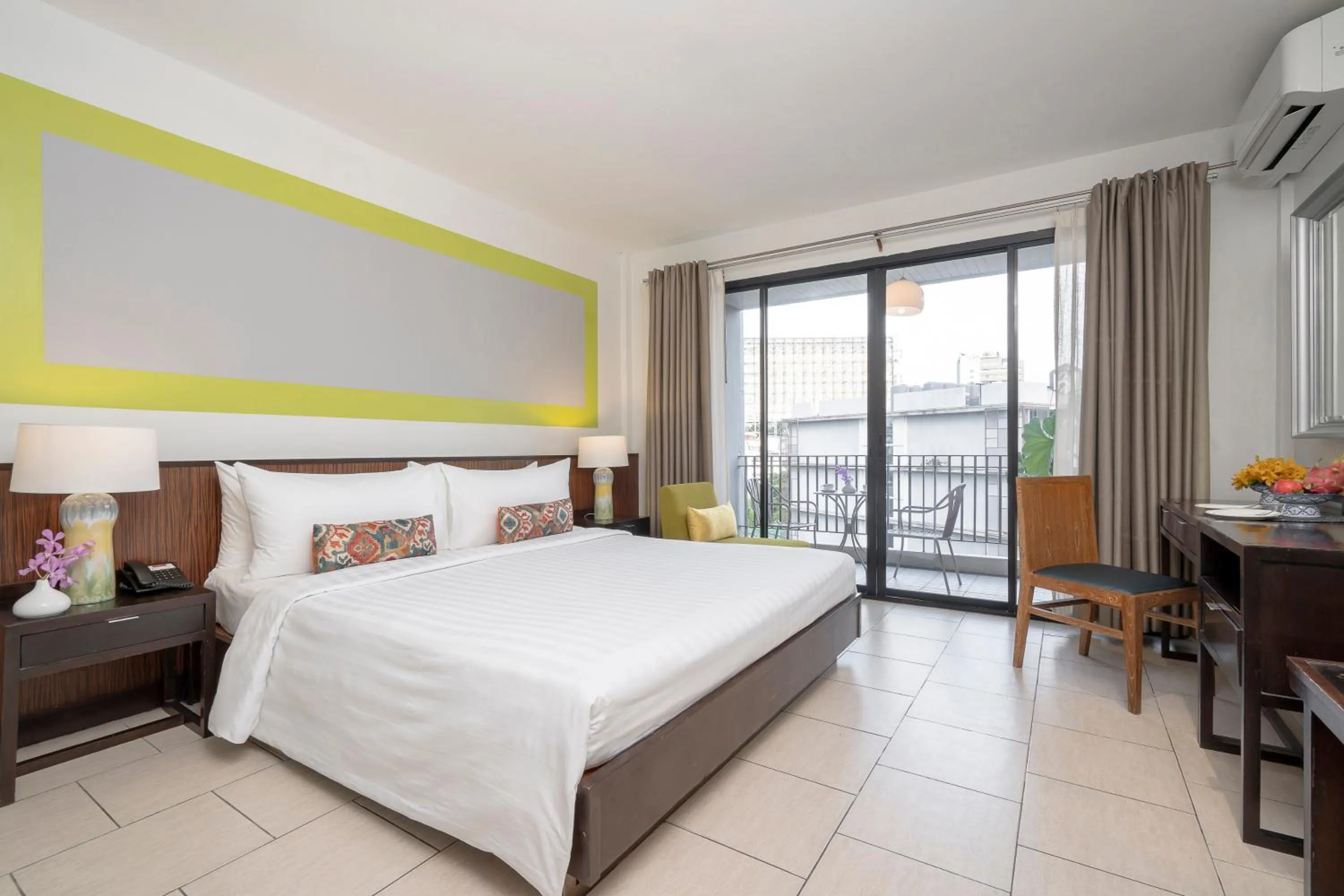 Bed in Hotel De Bangkok