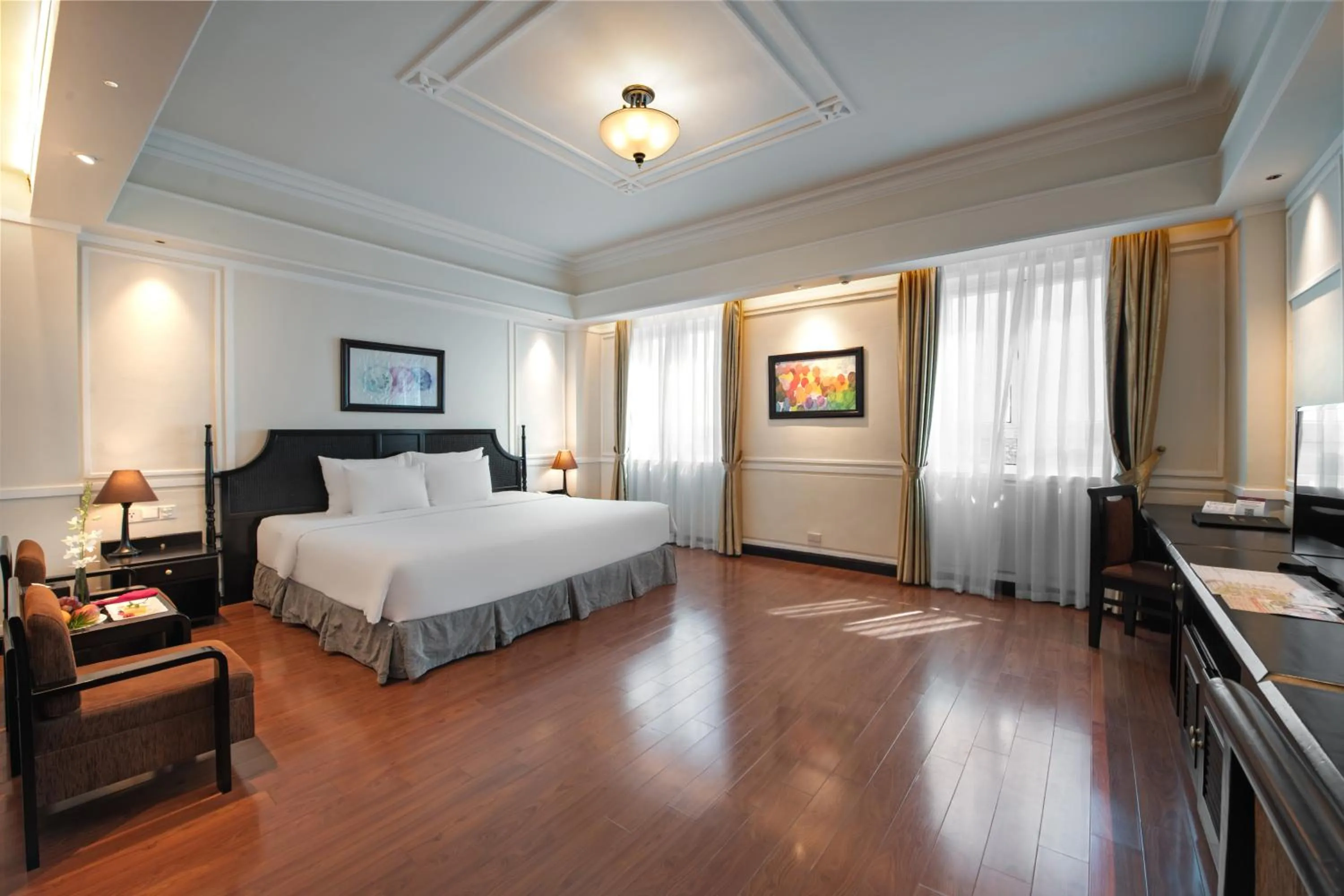 Bed in Ninh Binh Legend Hotel