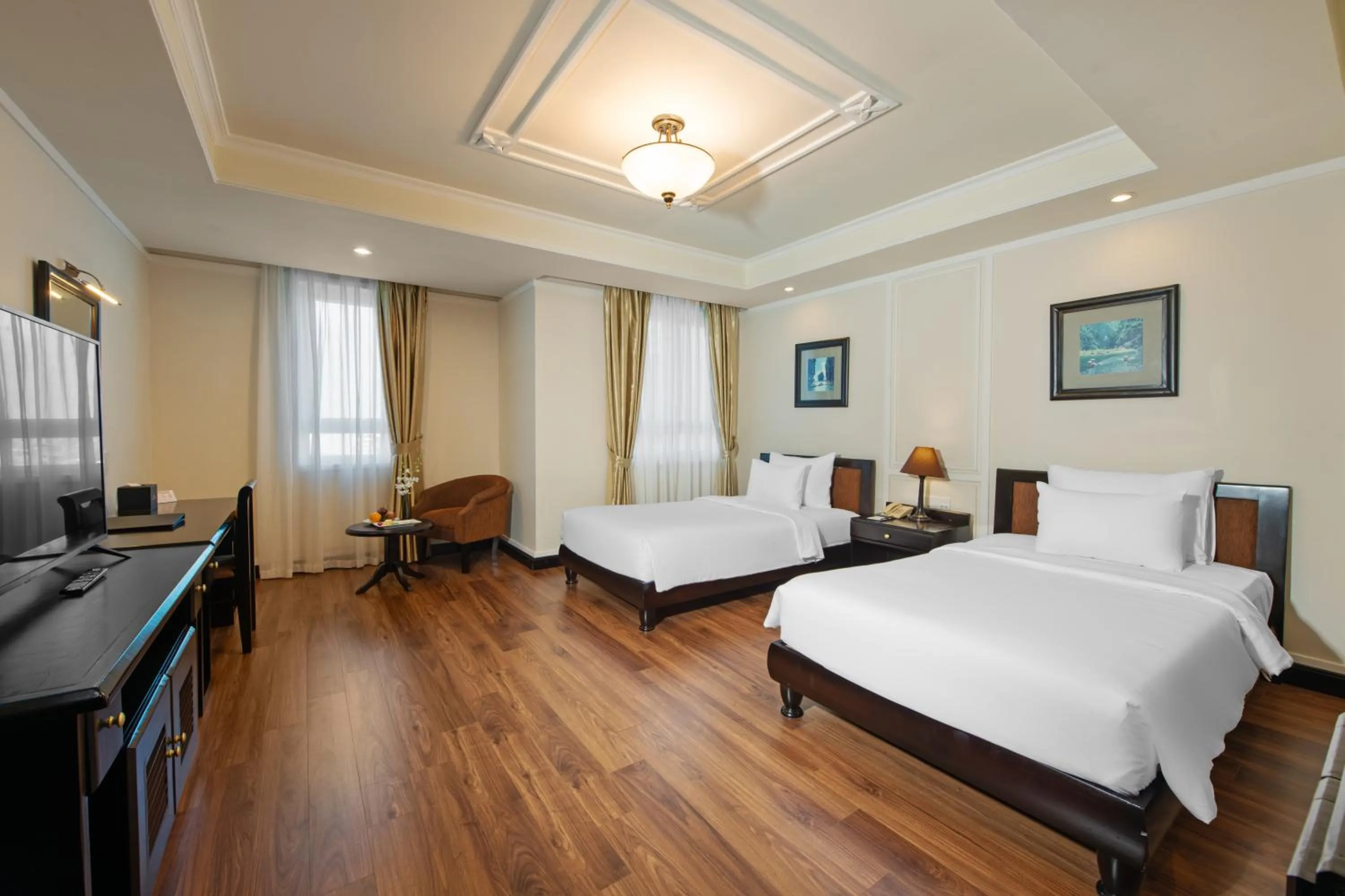 Bed in Ninh Binh Legend Hotel