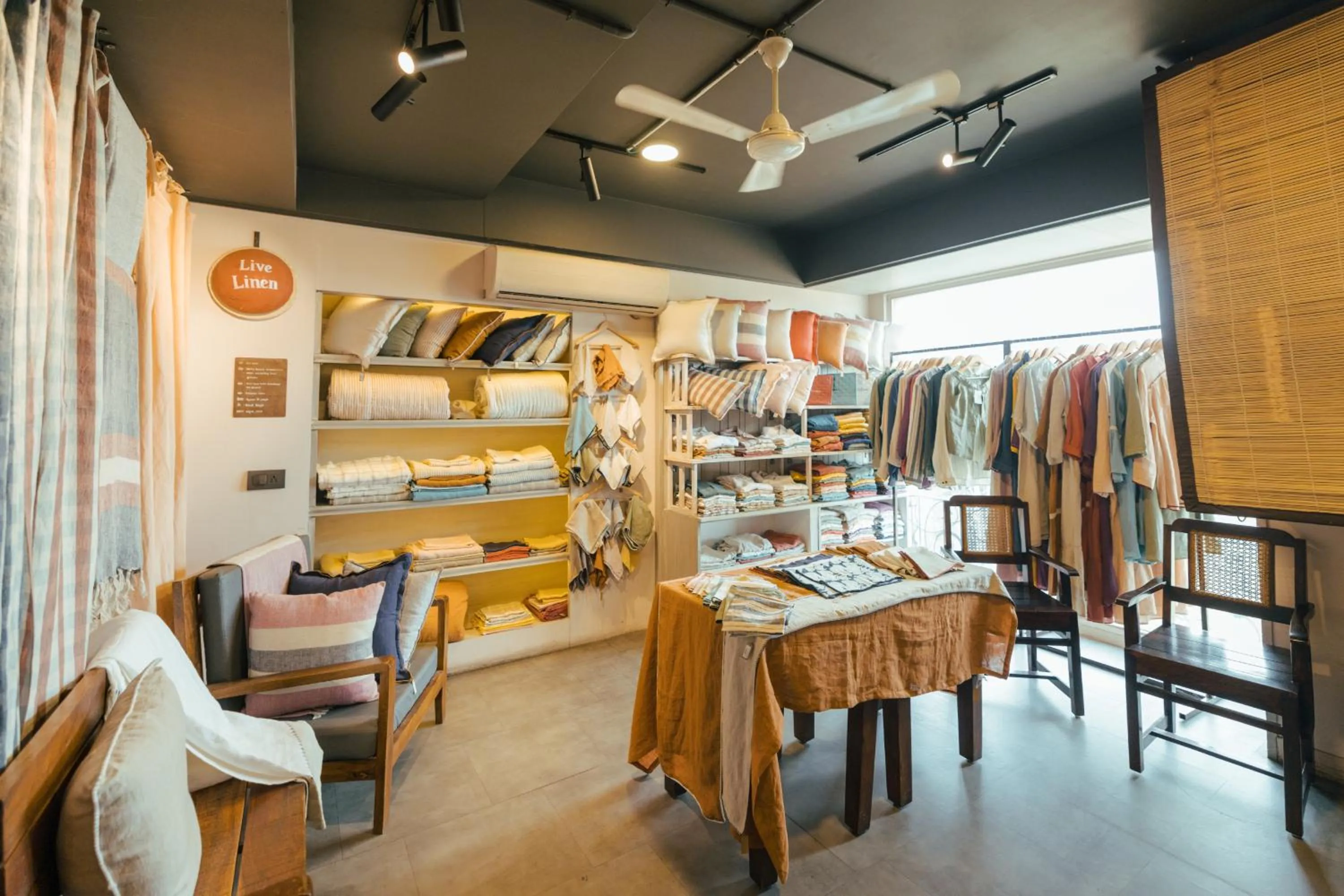 Nearby landmark in Sunday Hotel Jaipur