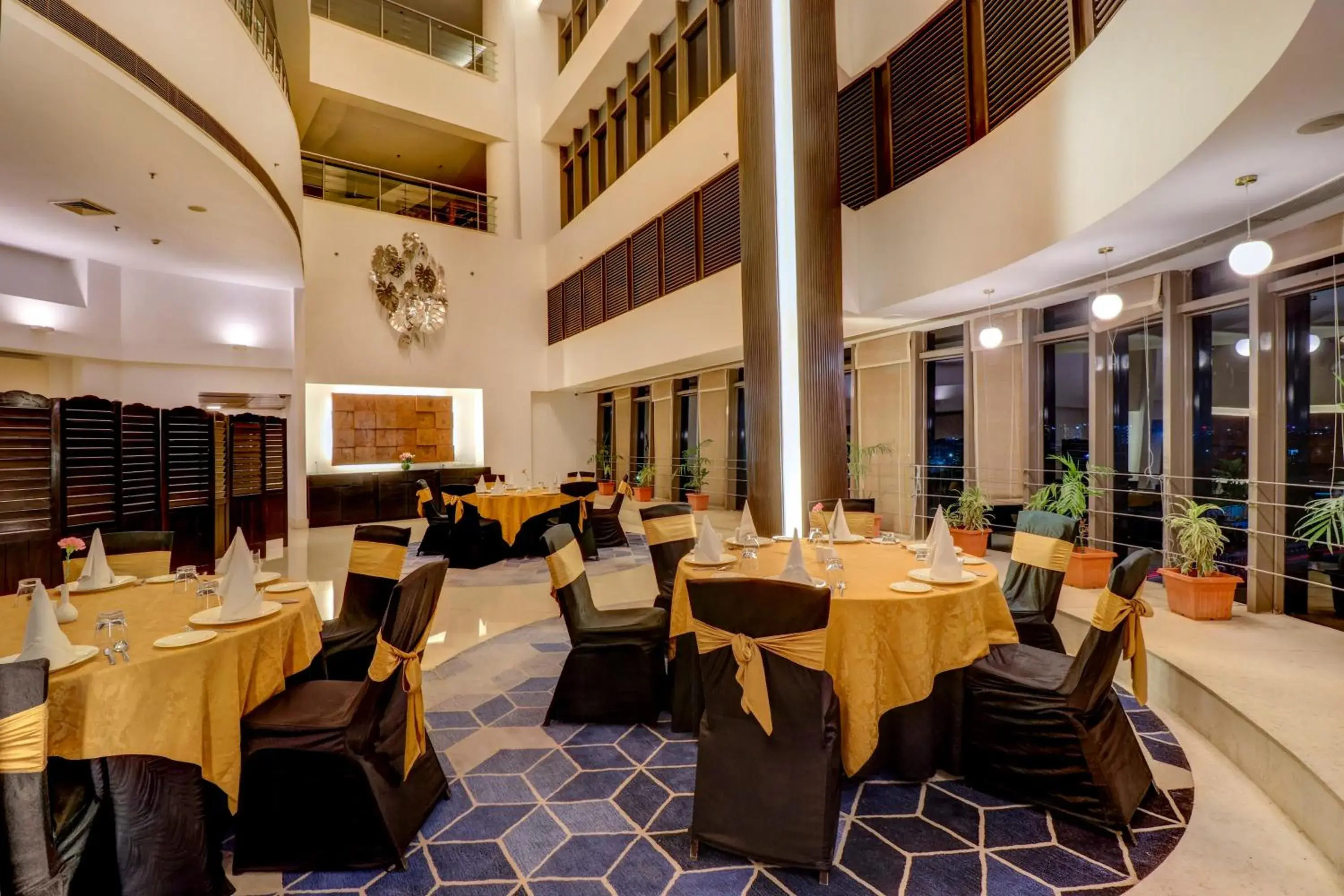 Restaurant/places to eat in Sunday Hotel by CheckIn Jaipur Restaurant/places to eat in Sunday Hotel by CheckIn Jaipur