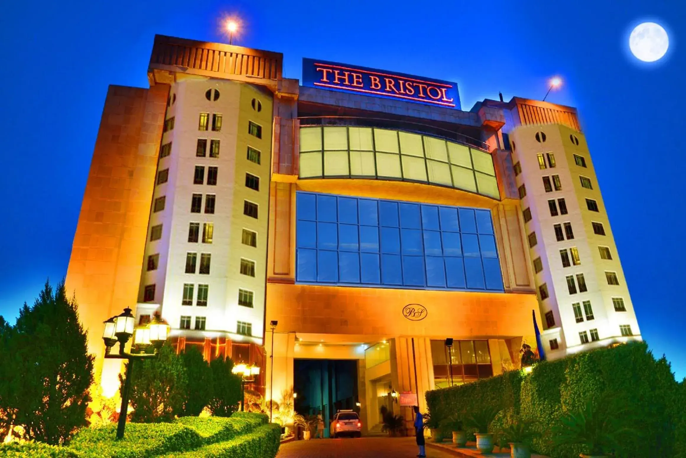 Facade/entrance, Property Building in The Bristol Hotel - Gurgaon