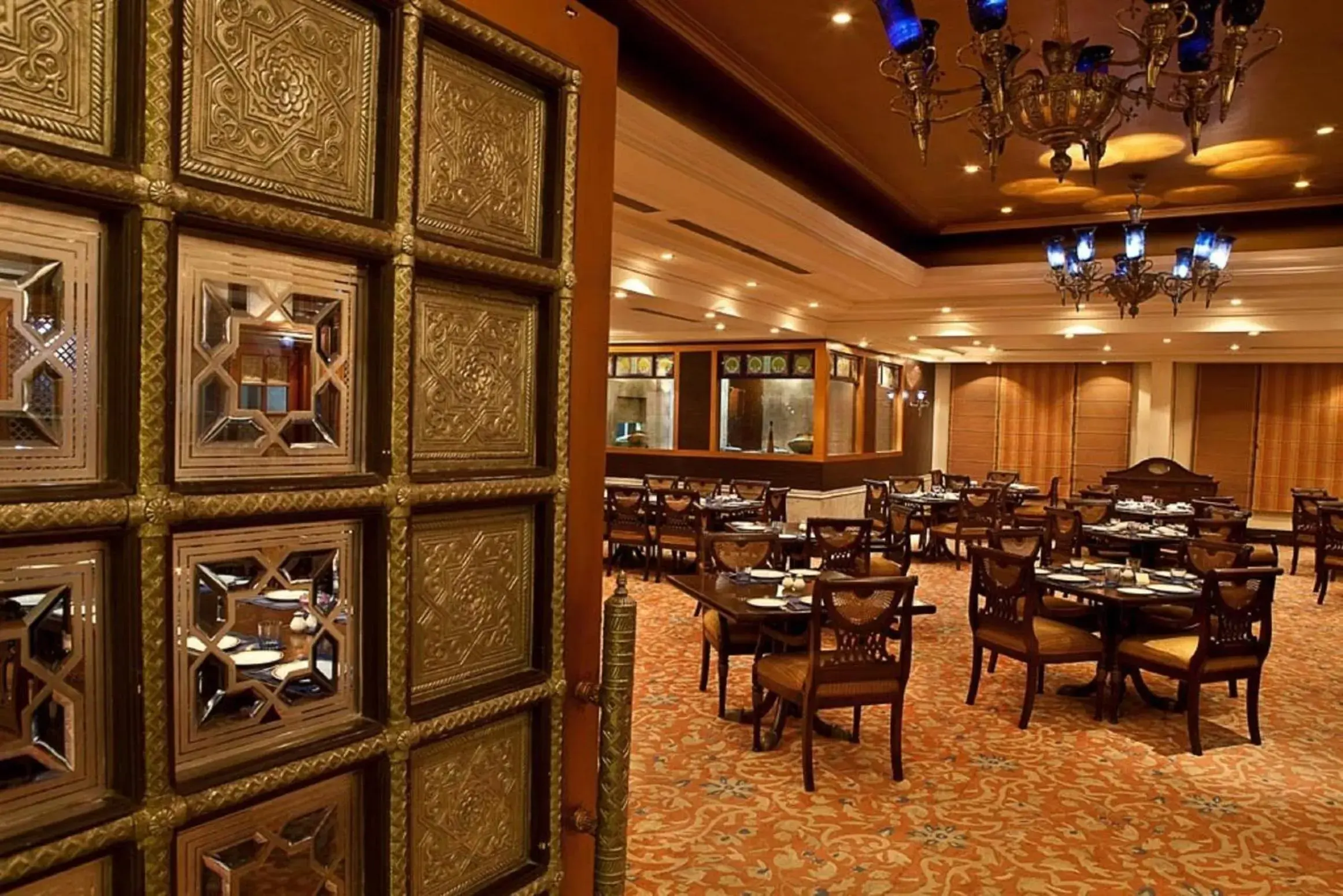 Restaurant/Places to Eat in The Bristol Hotel - Gurgaon