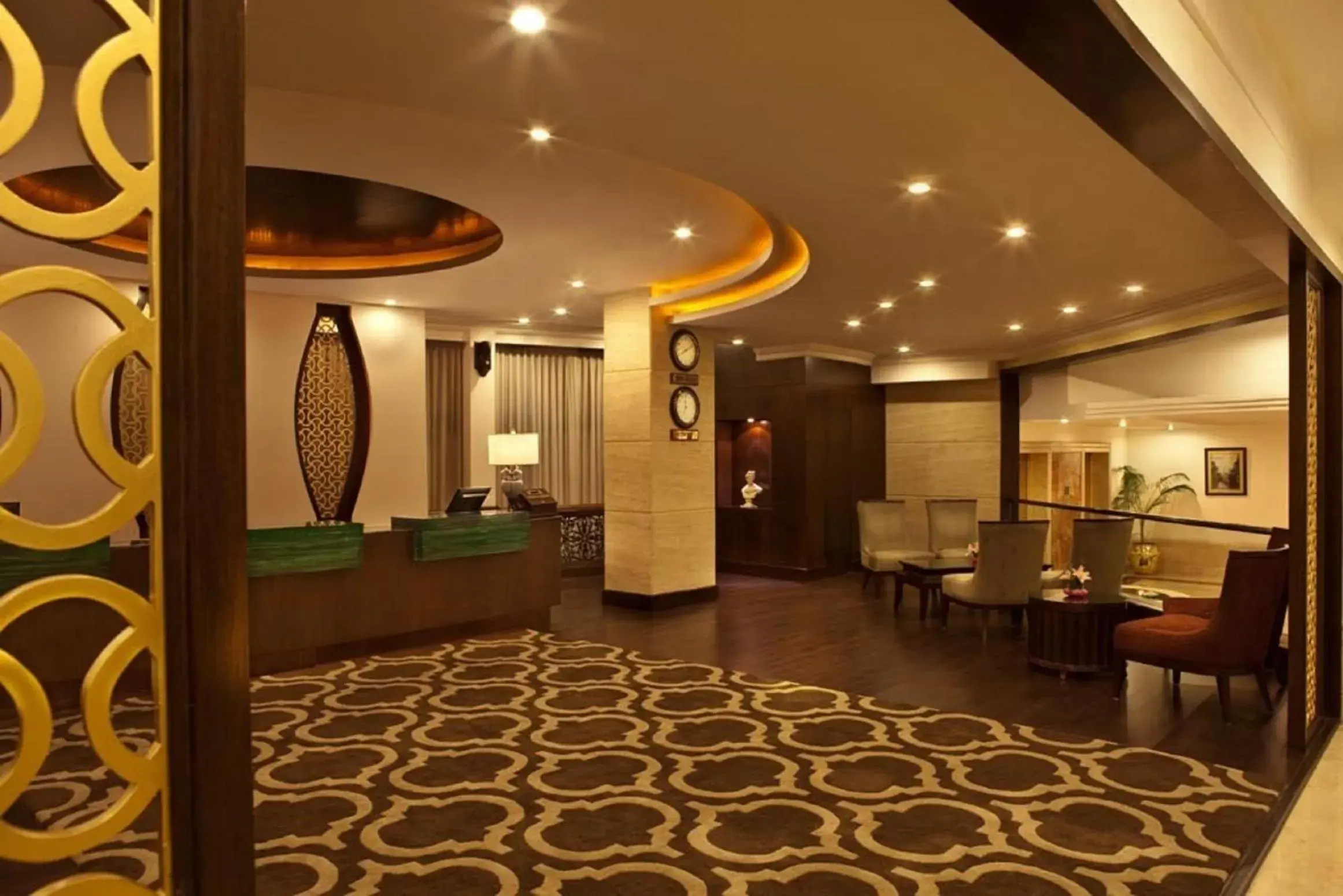 Lobby or reception in The Bristol Hotel - Gurgaon